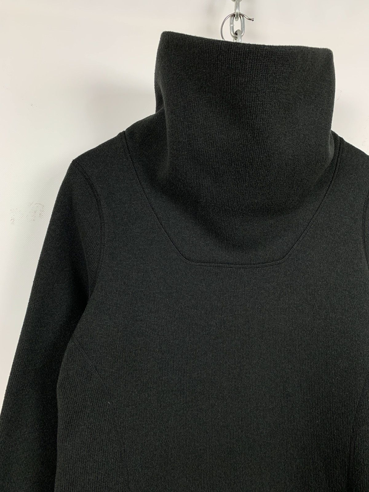 Arc'teryx Arcteryx Women’s Fleece High Neck Navy Grey Sweatshirt Size L / US 10 / IT 46 - 4 Thumbnail
