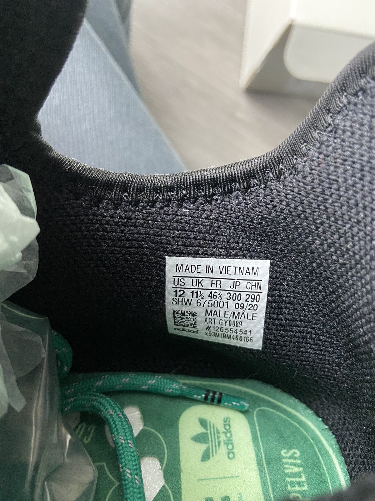 Adidas × Pharrell Pharrell HU NMD Size US 12 / EU 45 - 9 Thumbnail