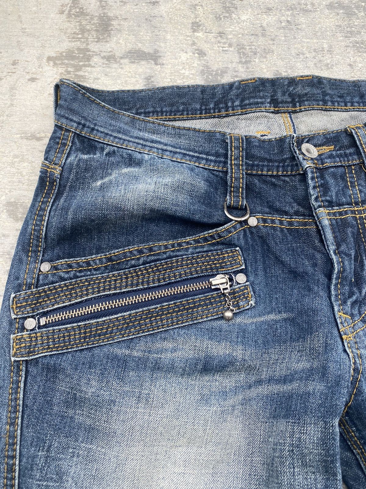 HIDEAWAYS VINTAGE HIDEWAYS DISTRESSED COWBOY FLARED MUD WASH TORNADO Size US 33 - 8 Thumbnail