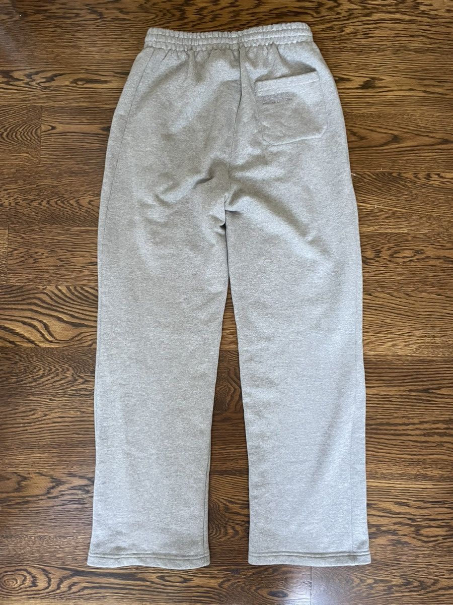 Vetements Vetements Logo Straight Leg Sweat Pant Size US 32 / EU 48 - 2 Thumbnail