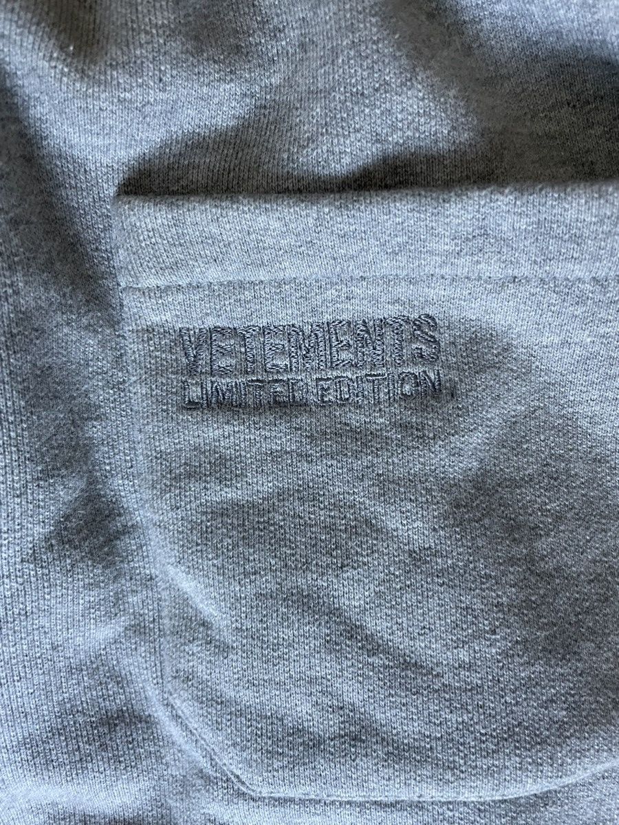 Vetements Vetements Logo Straight Leg Sweat Pant Size US 32 / EU 48 - 8 Thumbnail