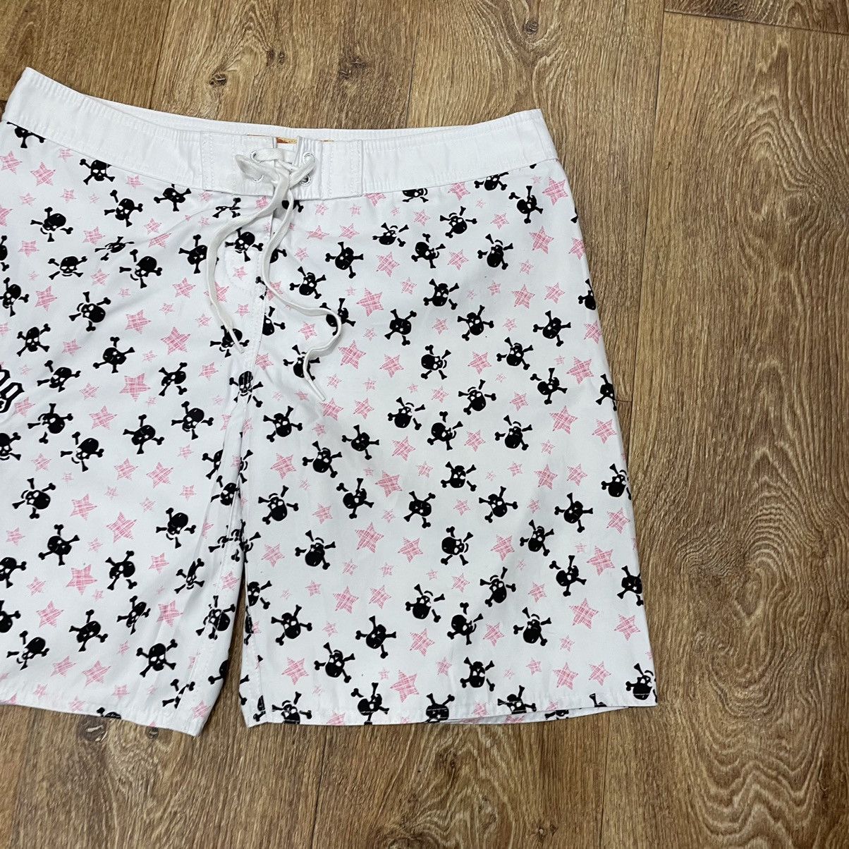 Vintage Vintage 90s Art Streetwear Shorts Summer Kanye Travis Style Size US 33 - 2 Thumbnail