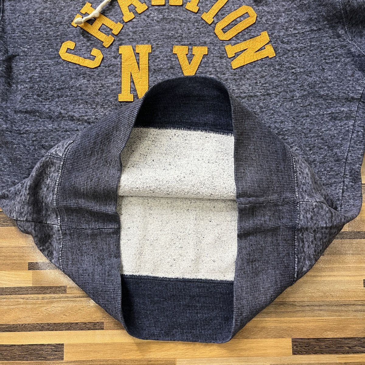 Champion × Vintage Vintage Champion New York Hoodie Flaw Sun Faded Size US M / EU 48-50 / 2 - 11 Thumbnail