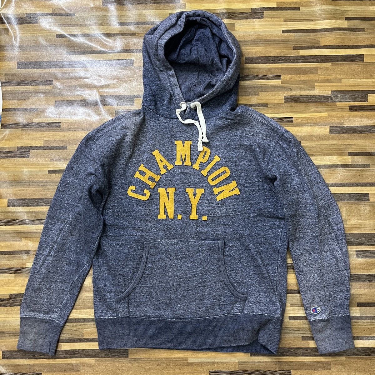Champion × Vintage Vintage Champion New York Hoodie Flaw Sun Faded Size US M / EU 48-50 / 2 - 16 Thumbnail