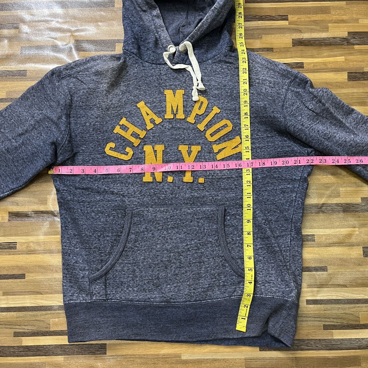 Champion × Vintage Vintage Champion New York Hoodie Flaw Sun Faded Size US M / EU 48-50 / 2 - 5 Thumbnail