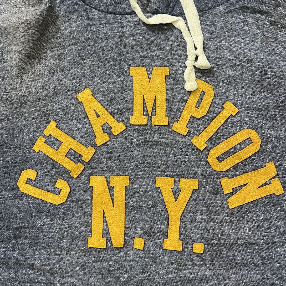 Champion × Vintage Vintage Champion New York Hoodie Flaw Sun Faded Size US M / EU 48-50 / 2 - 8 Thumbnail