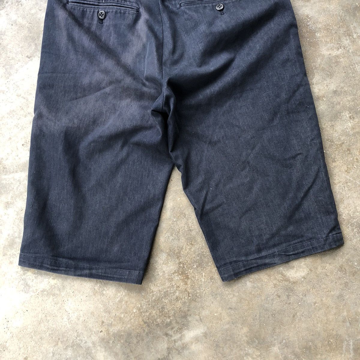Japanese Brand × Tornado Mart 🔥Thrash🔥Japanese Tornado Mart Sun Faded Casual Short Pants Size US 30 / EU 46 - 6 Thumbnail