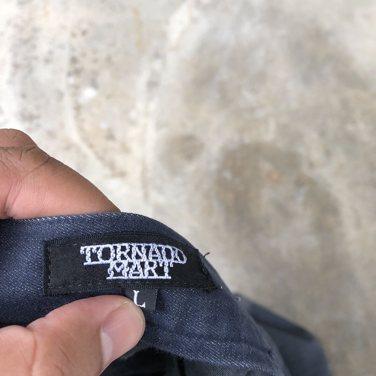 Japanese Brand × Tornado Mart 🔥Thrash🔥Japanese Tornado Mart Sun Faded Casual Short Pants Size US 30 / EU 46 - 13 Thumbnail