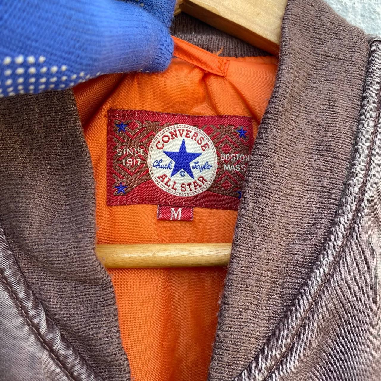 Vintage RARE Vintage Converse bomber jacket sun faded Size US M / EU 48-50 / 2 - 7 Thumbnail