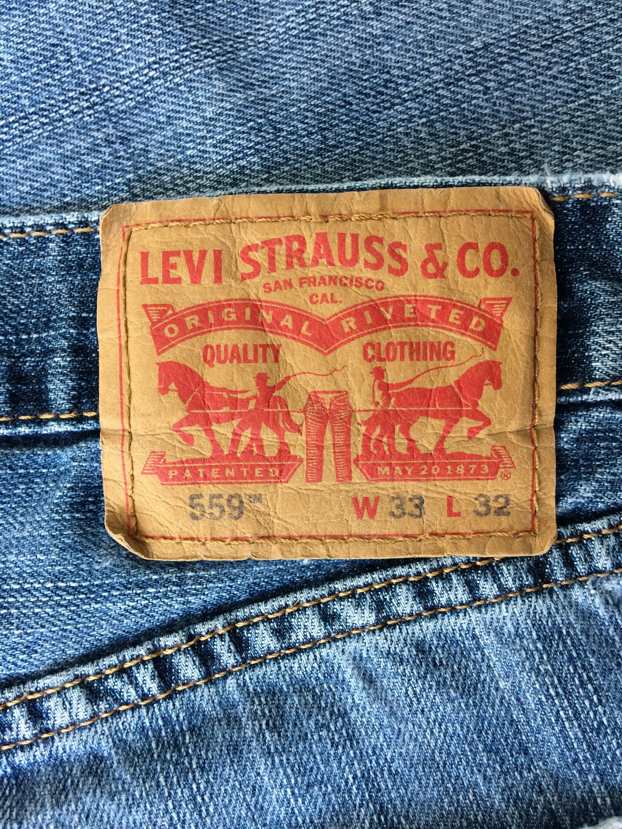 Levi's Vintage Distressed Levis 559 Jeans #B-425 Size US 34 / EU 50 - 8 Thumbnail
