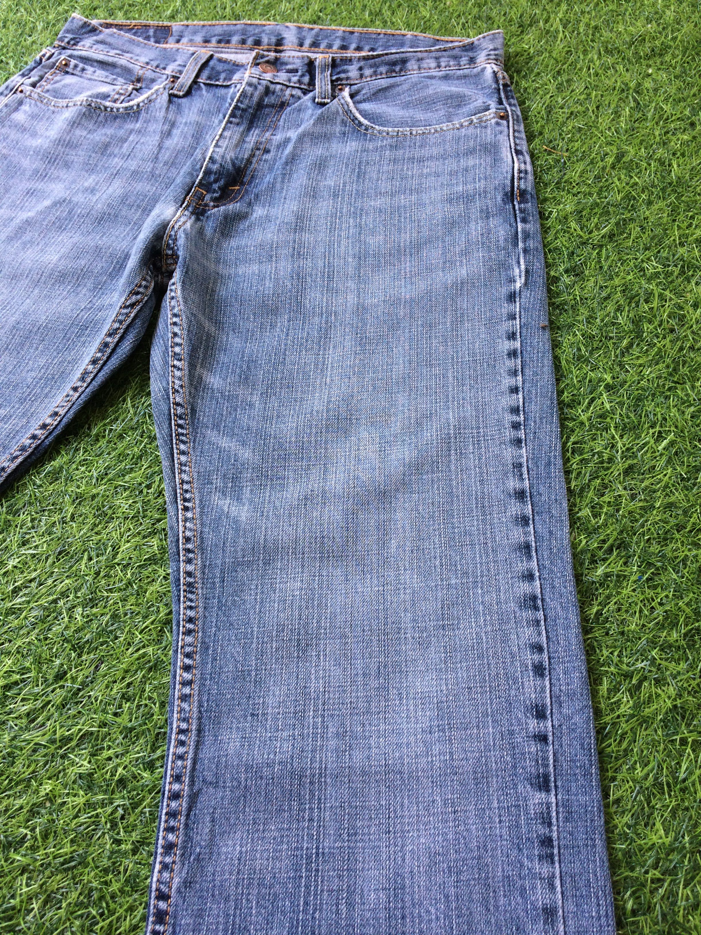 Levi's Vintage Distressed Levis 559 Jeans #B-425 Size US 34 / EU 50 - 4 Thumbnail