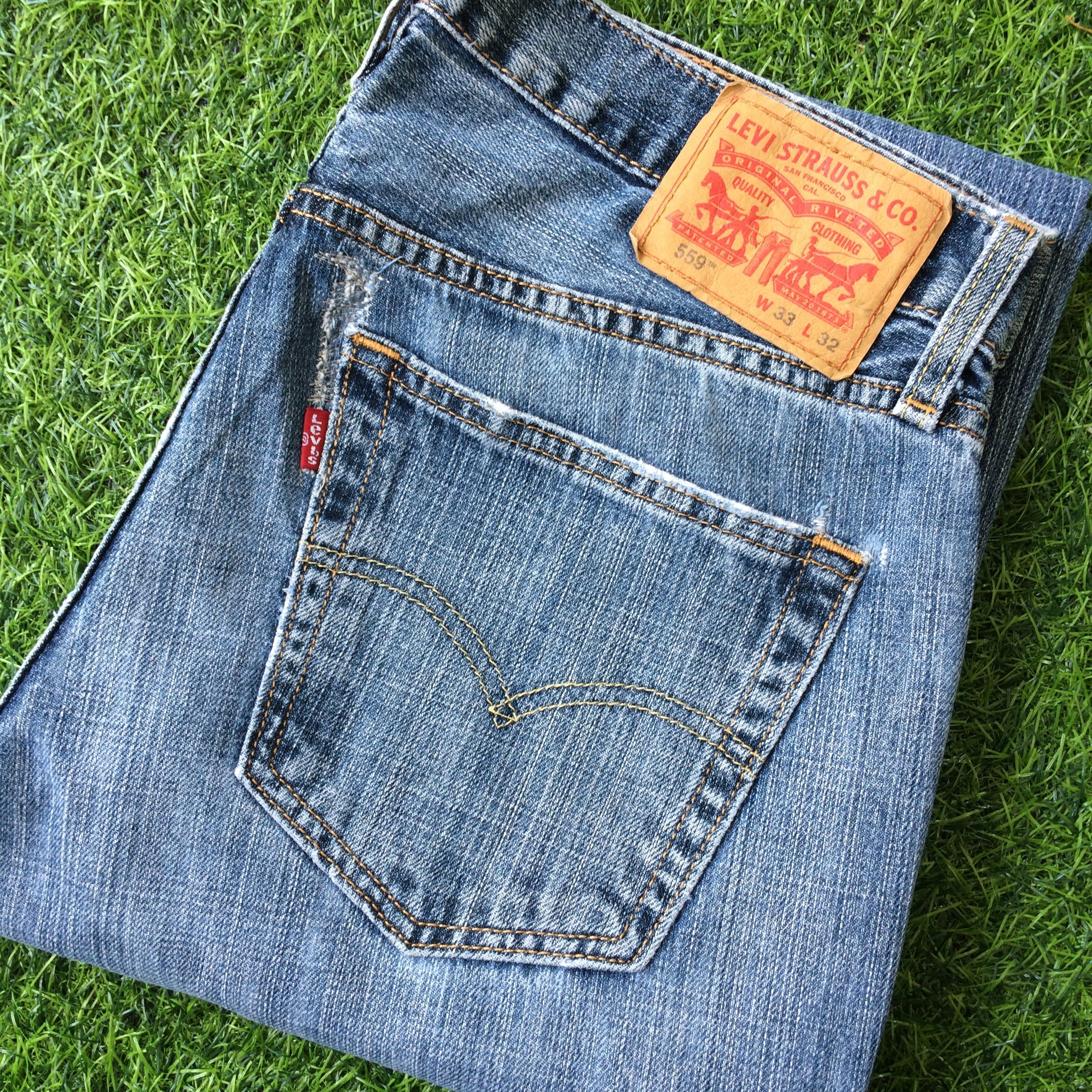 Levi's Vintage Distressed Levis 559 Jeans #B-425 Size US 34 / EU 50 - 7 Thumbnail
