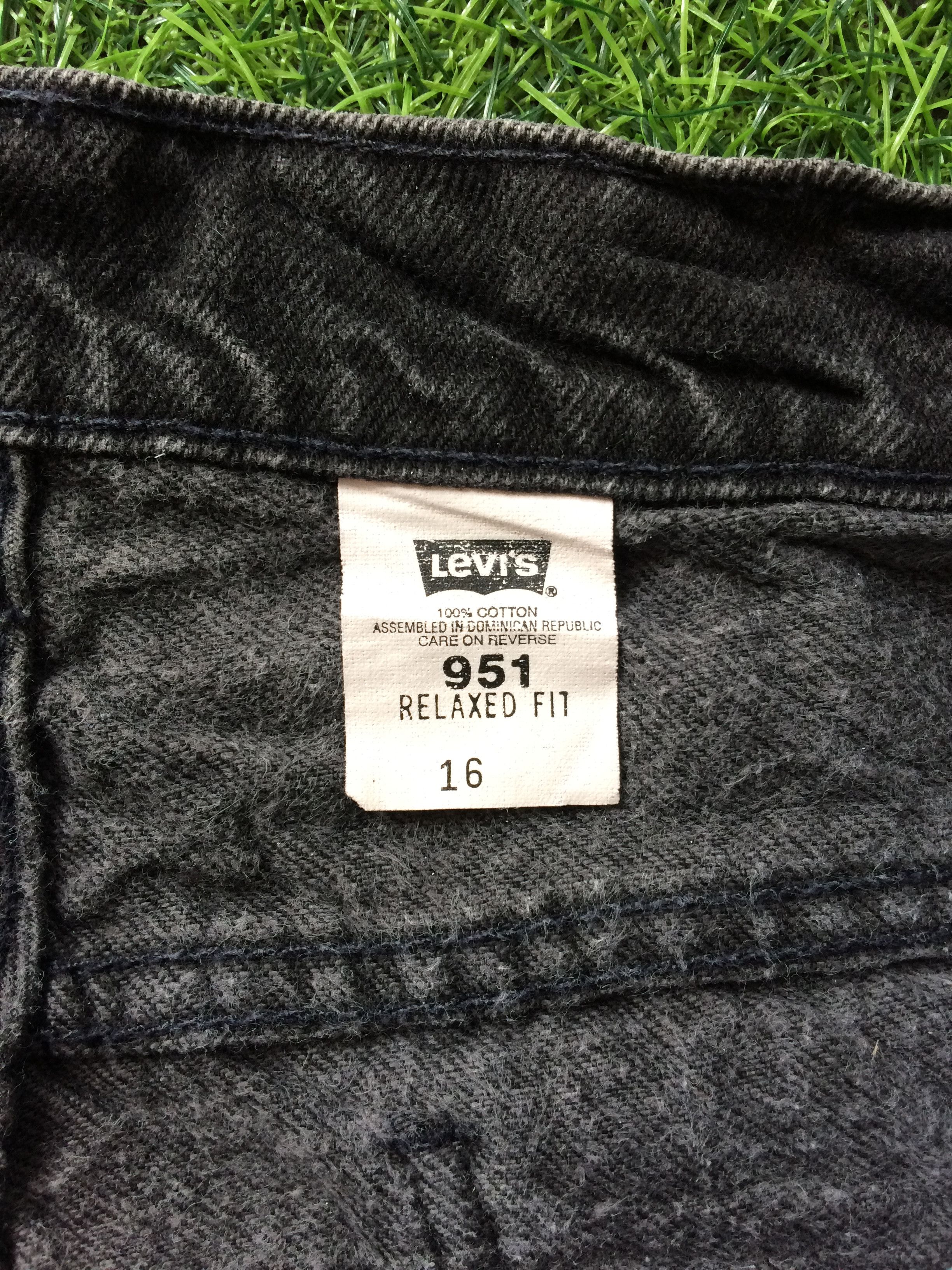 Levi's × Vintage Levis 951 Shorts Jeans #B-920 Size US 33 - 10 Thumbnail