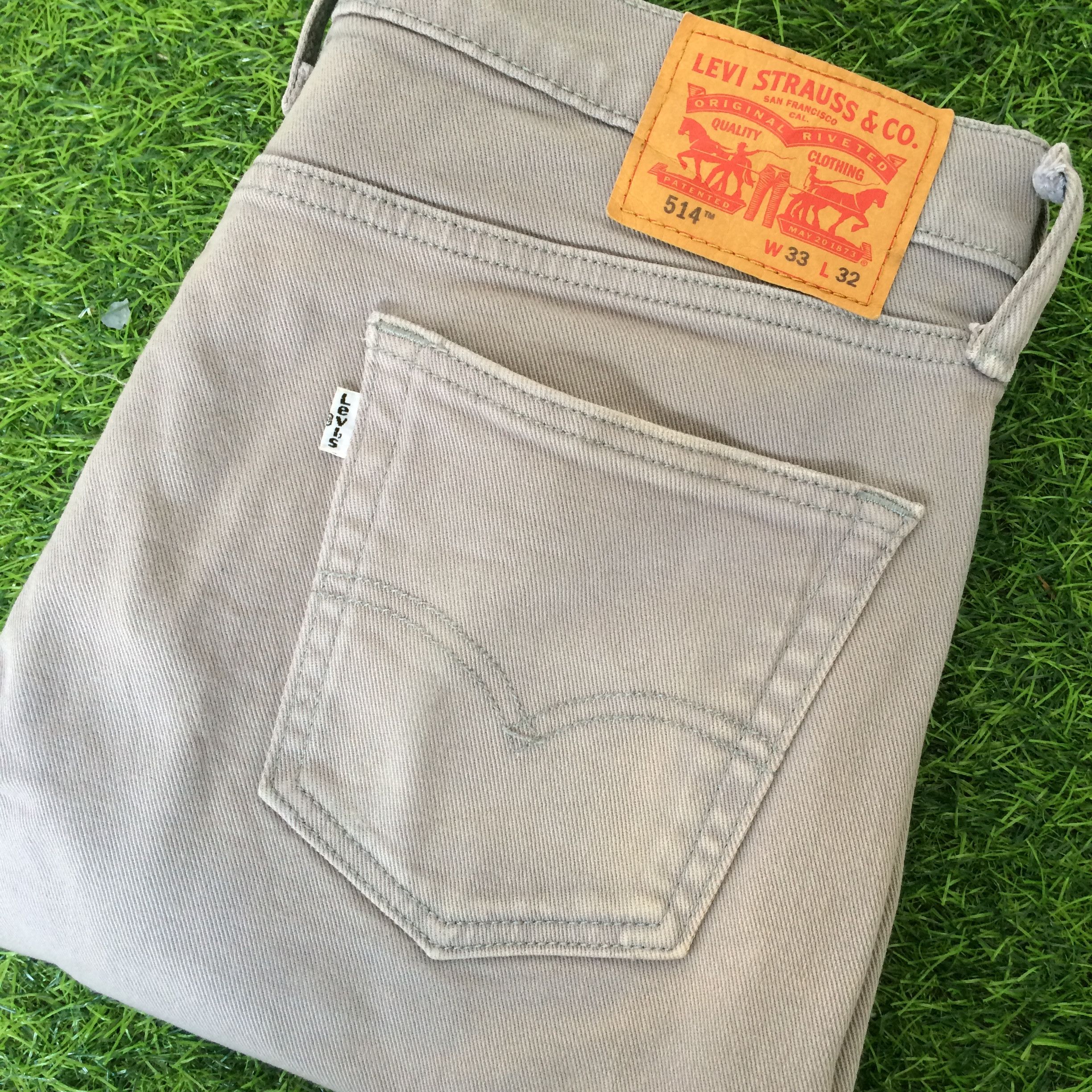 Levi's Vintage Distressed Levis 514 Jeans #B-325 Size US 33 - 8 Thumbnail