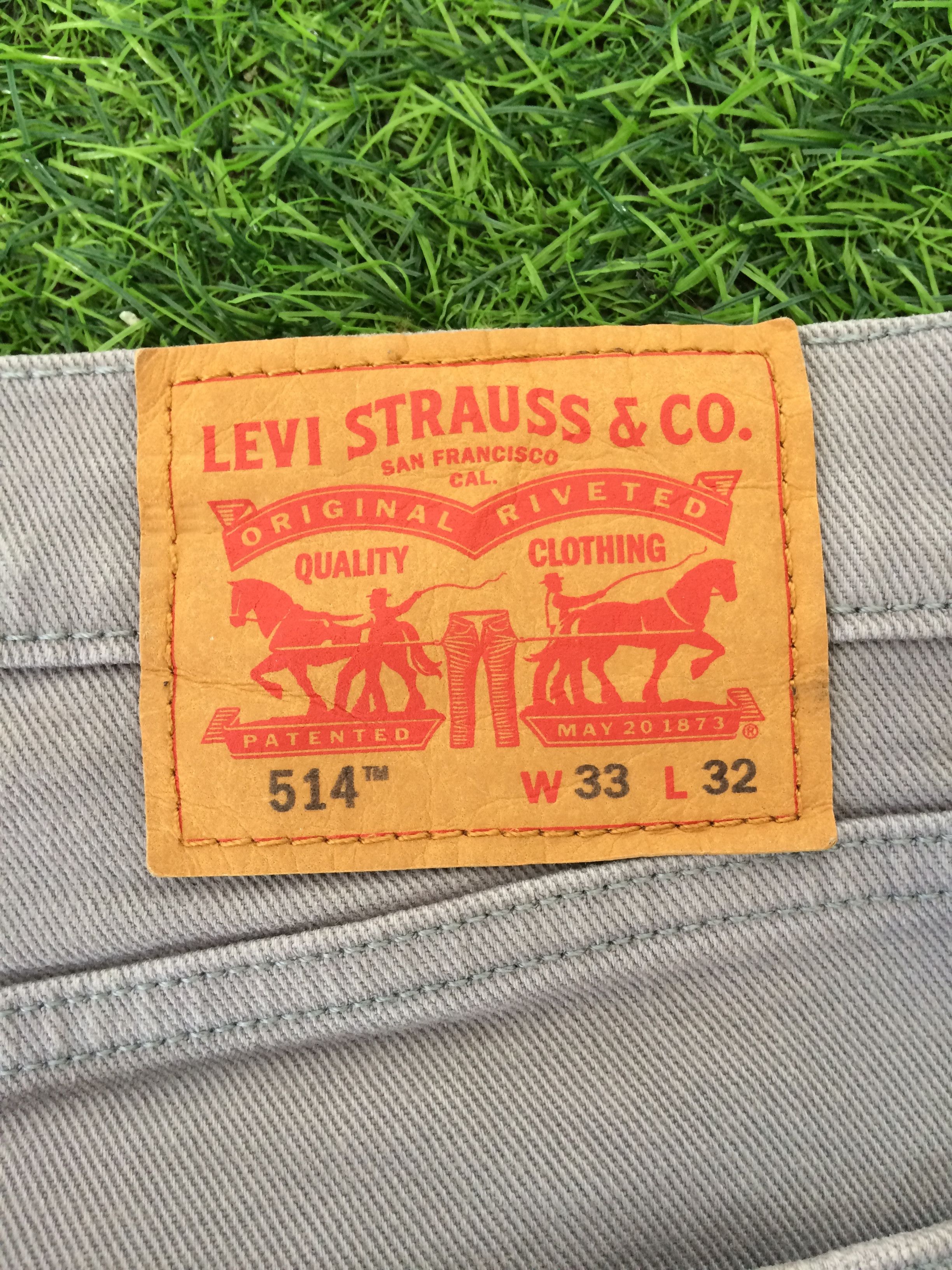Levi's Vintage Distressed Levis 514 Jeans #B-325 Size US 33 - 9 Thumbnail