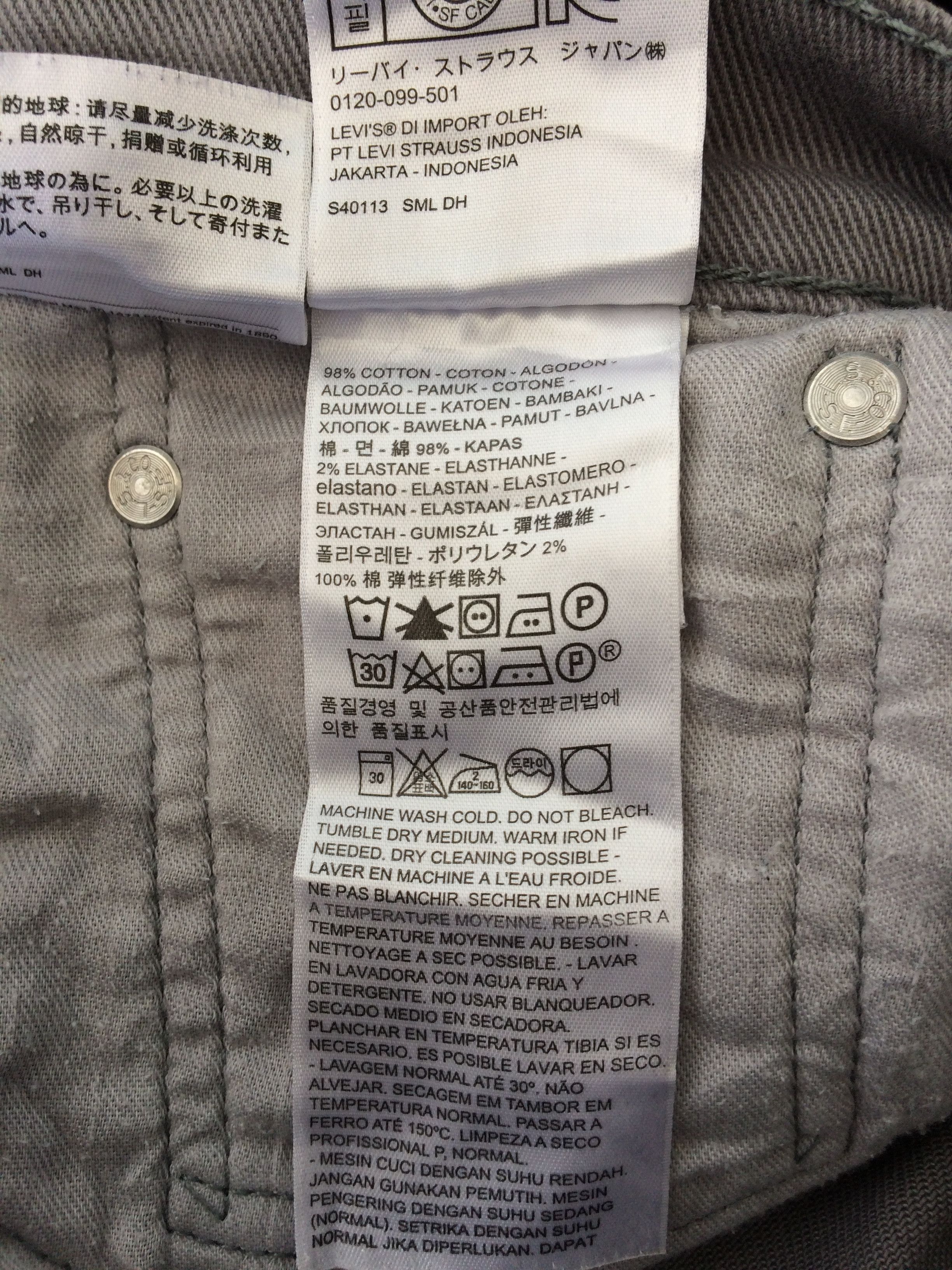Levi's Vintage Distressed Levis 514 Jeans #B-325 Size US 33 - 12 Thumbnail