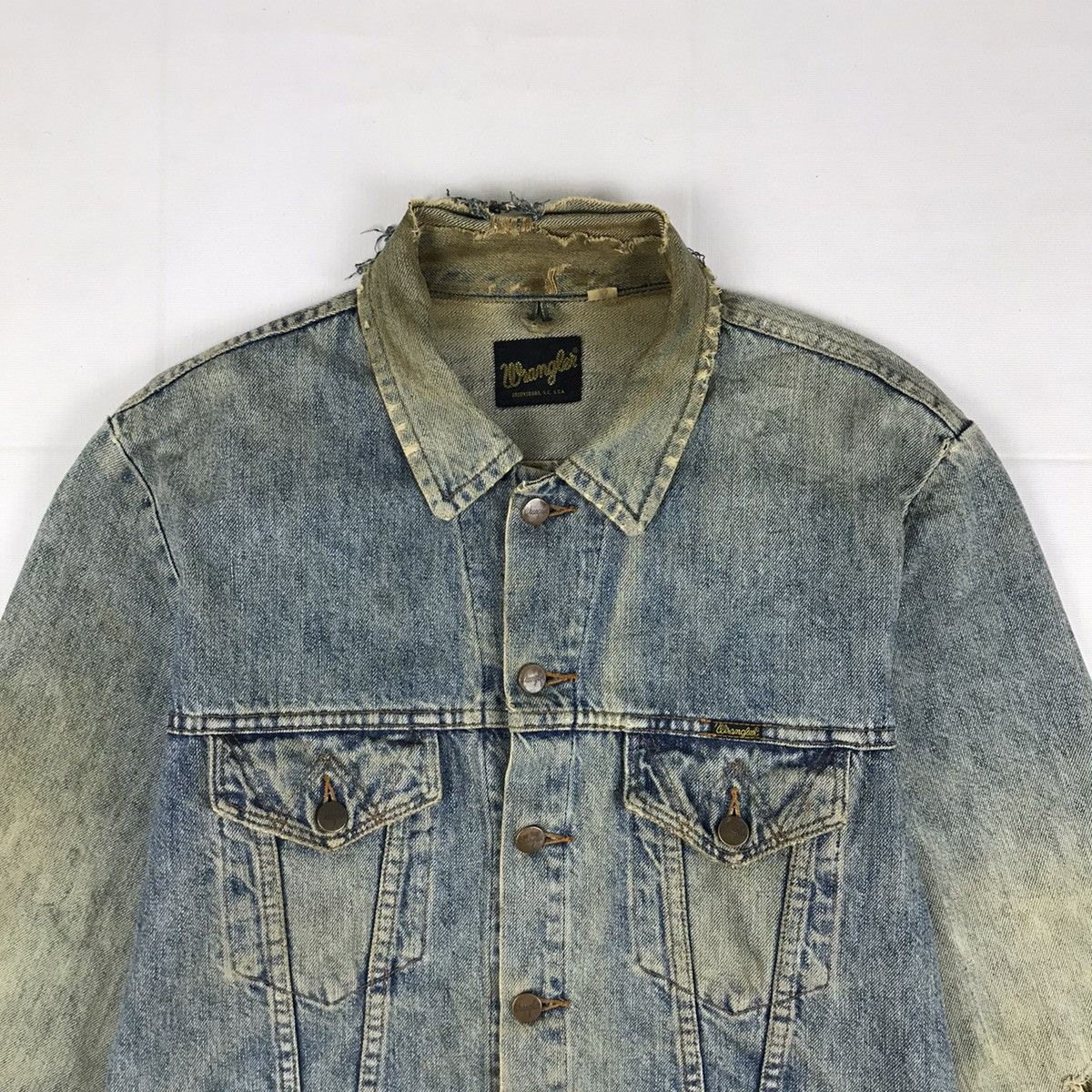 Vintage Vintage Wrangler Distressed Denim Jacket Size US XL / EU 56 / 4 - 2 Thumbnail