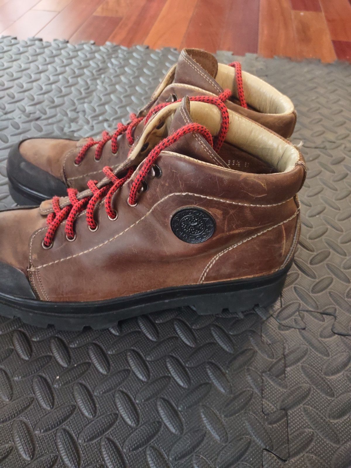 Diadora hiking boots deals