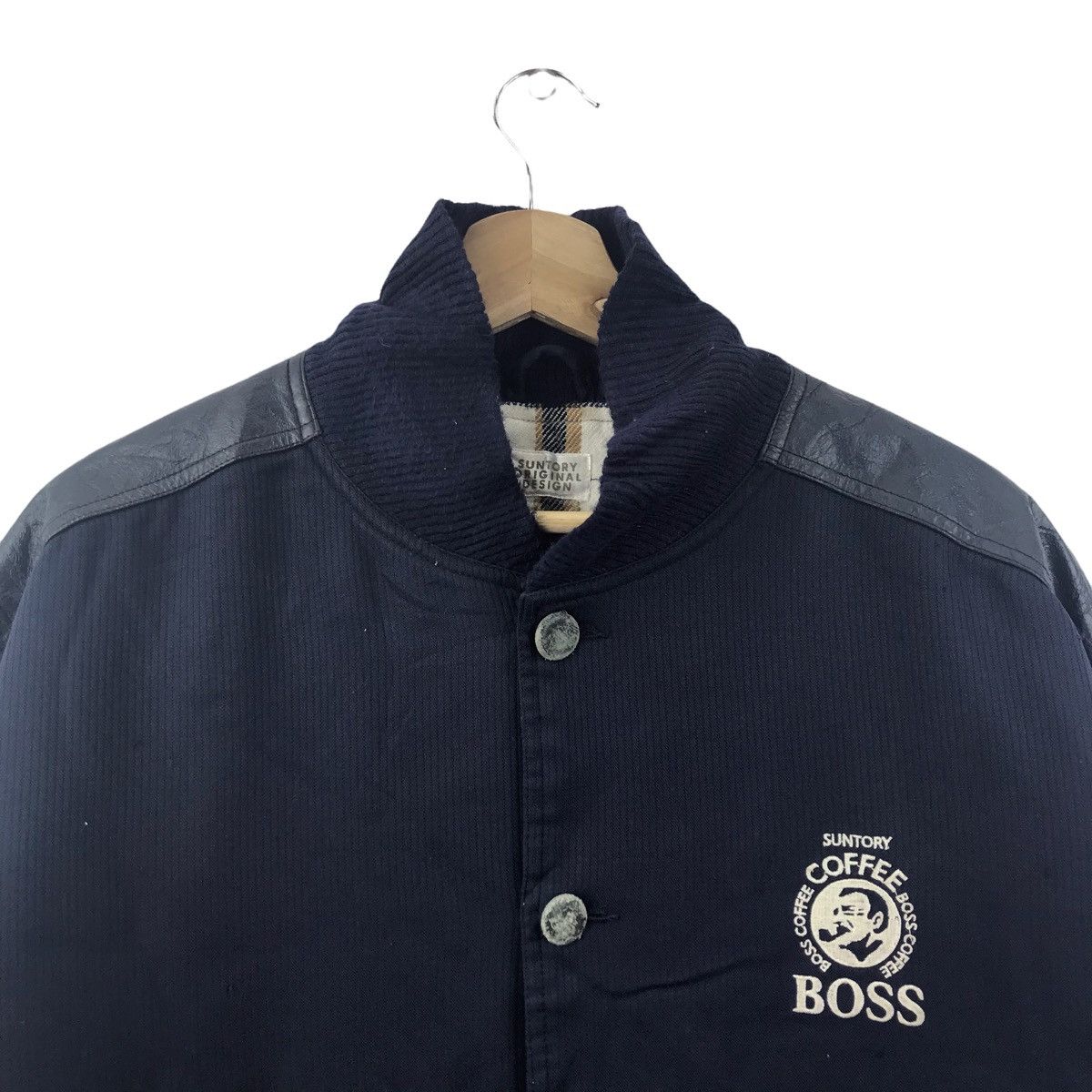 Vintage SUNTORY COFFEE Boss Drinks Advertisement Black Bomber Jacket Size US XL / EU 56 / 4 - 2 Thumbnail