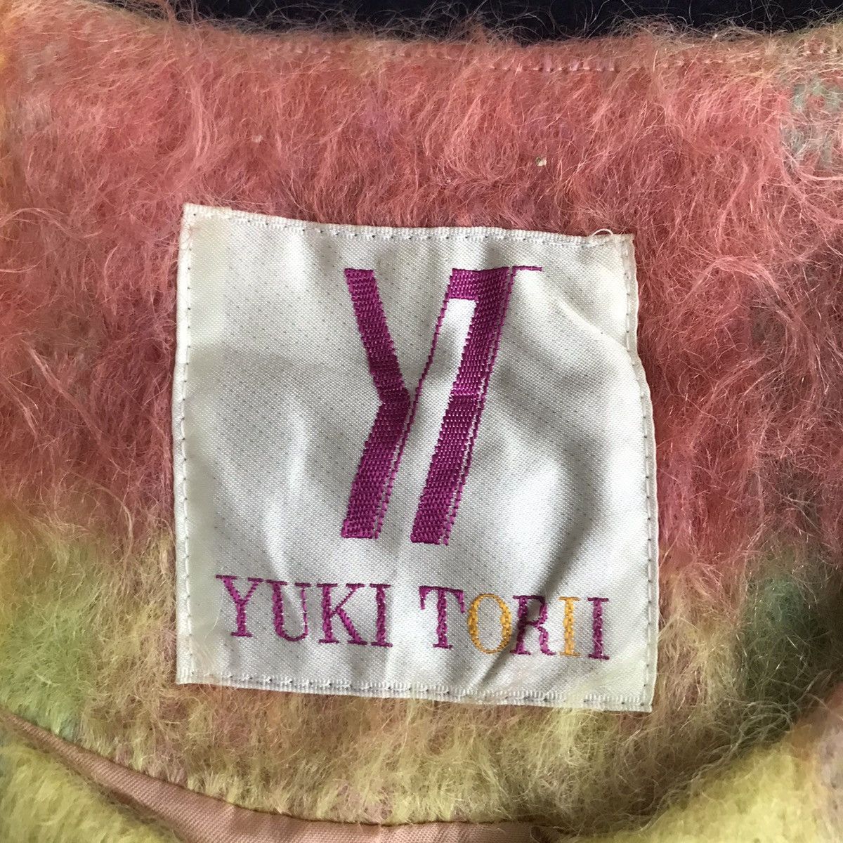 Japanese Brand YUKI TORII Japanese Brand Overcoat Rainbow Faux Fur Coat Size L / US 10 / IT 46 - 4 Thumbnail