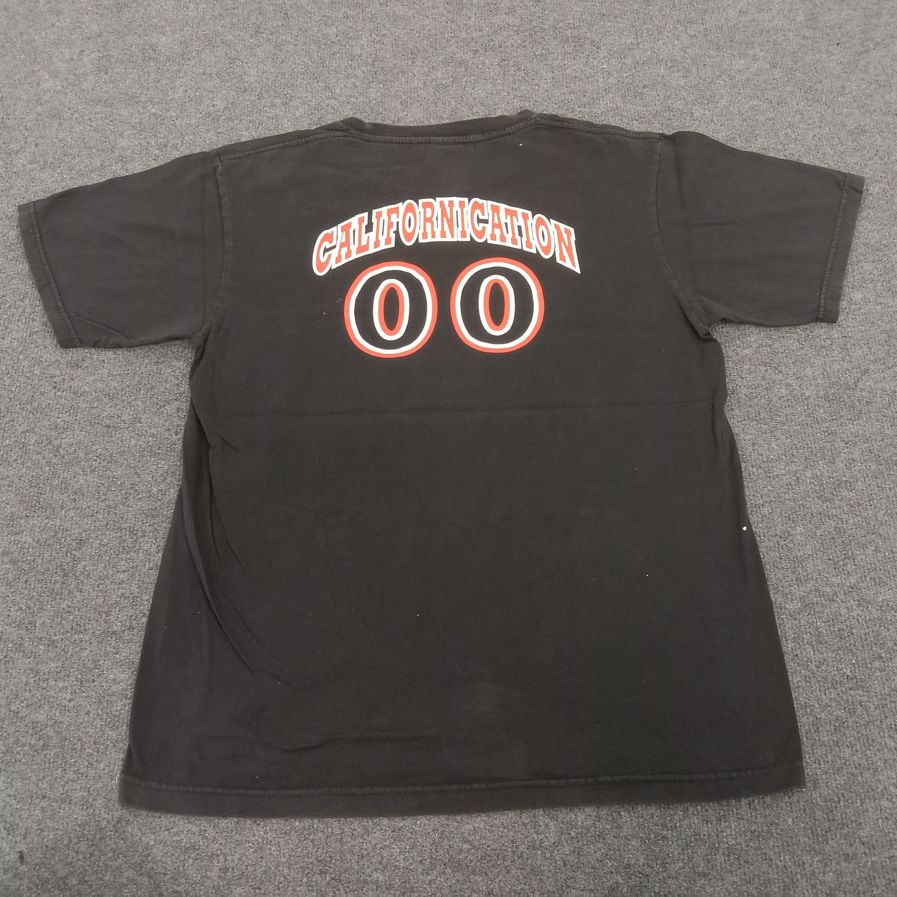 Band Tees × Vintage Red Hot Chili Peppers American Rock Band Tshirt Size US M / EU 48-50 / 2 - 3 Thumbnail