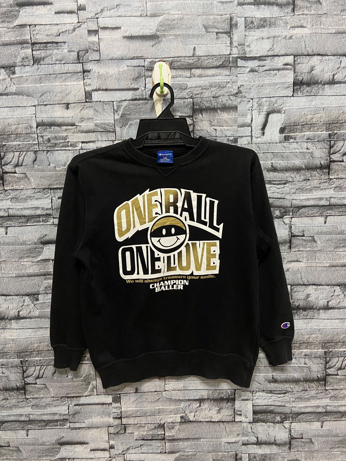 Champion Vintage Champion sweatshirt size 150 (kid) fit XS Size US XS / EU 42 / 0 - 2 Thumbnail