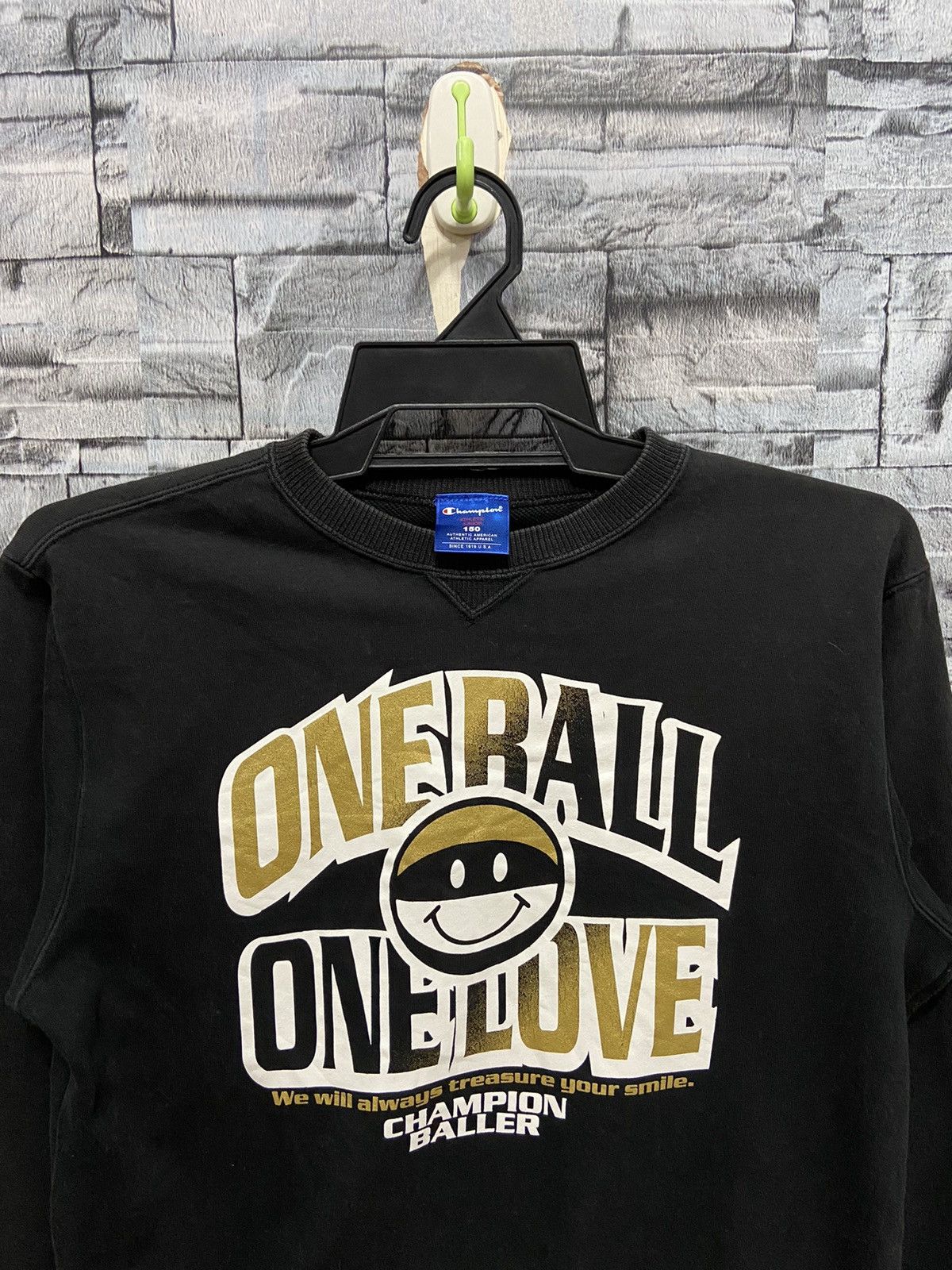 Champion Vintage Champion sweatshirt size 150 (kid) fit XS Size US XS / EU 42 / 0 - 3 Thumbnail