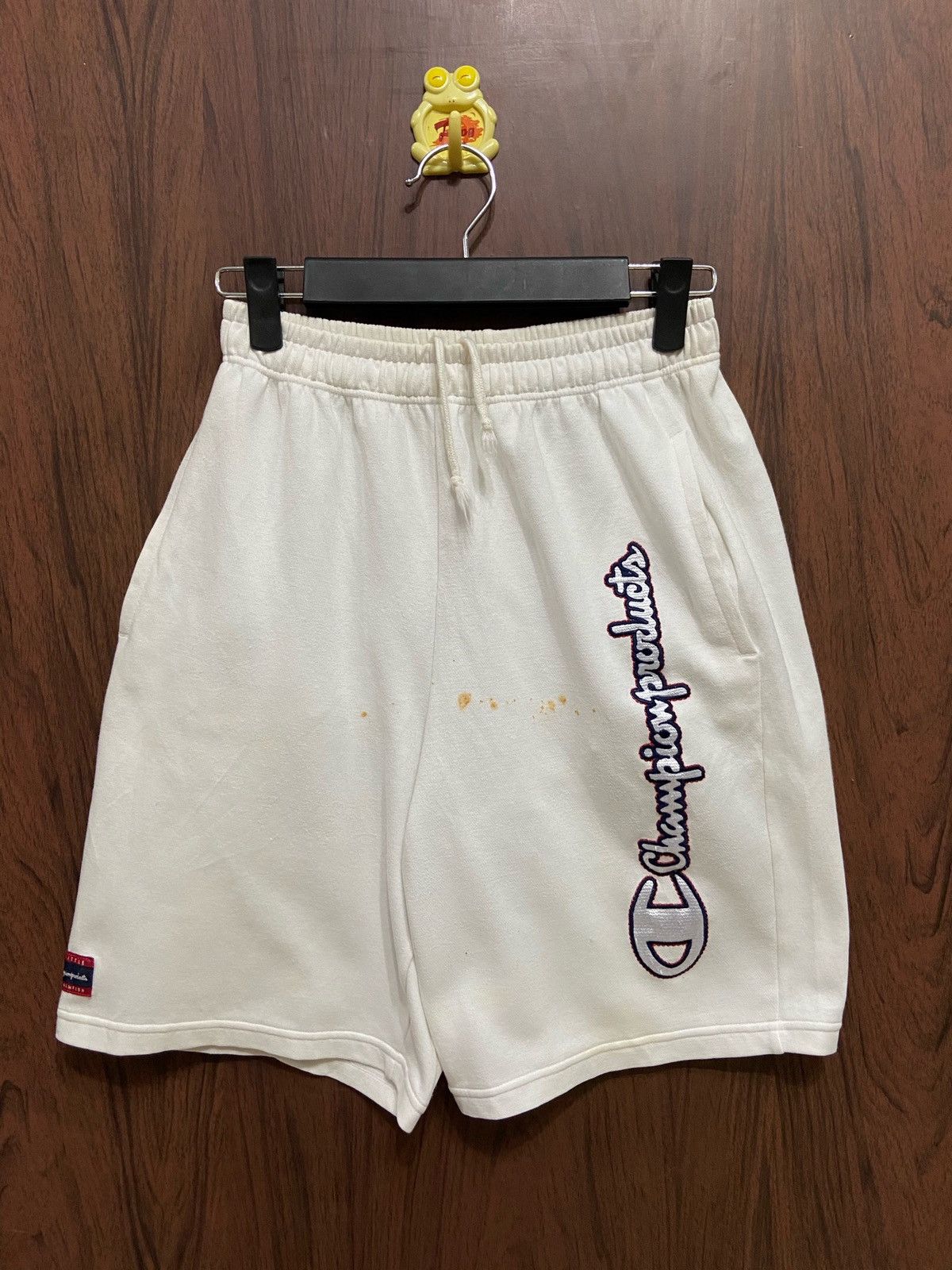 Champion Vintage Champion shortpant embroidered size S W26-31 Size US 30 / EU 46 - 1 Thumbnail