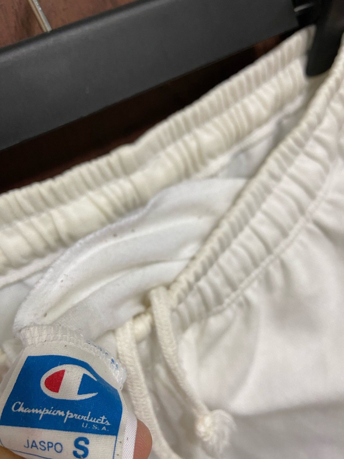 Champion Vintage Champion shortpant embroidered size S W26-31 Size US 30 / EU 46 - 5 Thumbnail