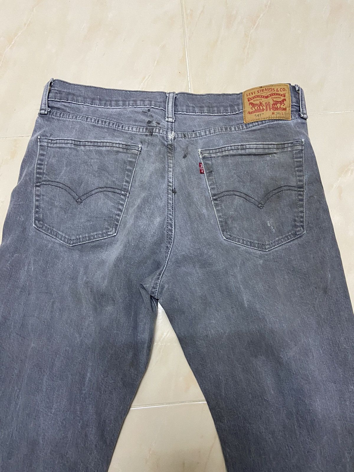 Levi's Vintage 541 Levis Jeans Denim fit W35 straight cut Size US 35 - 4 Thumbnail