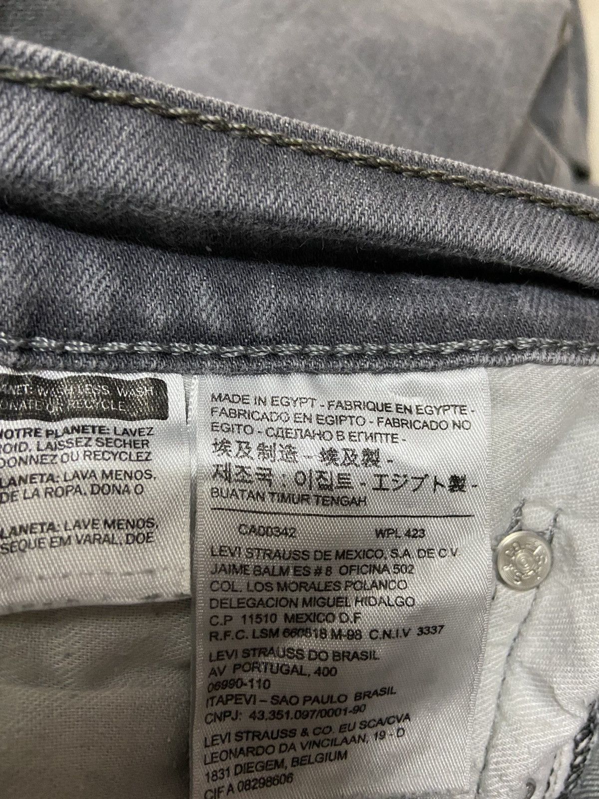 Levi's Vintage 541 Levis Jeans Denim fit W35 straight cut Size US 35 - 8 Thumbnail
