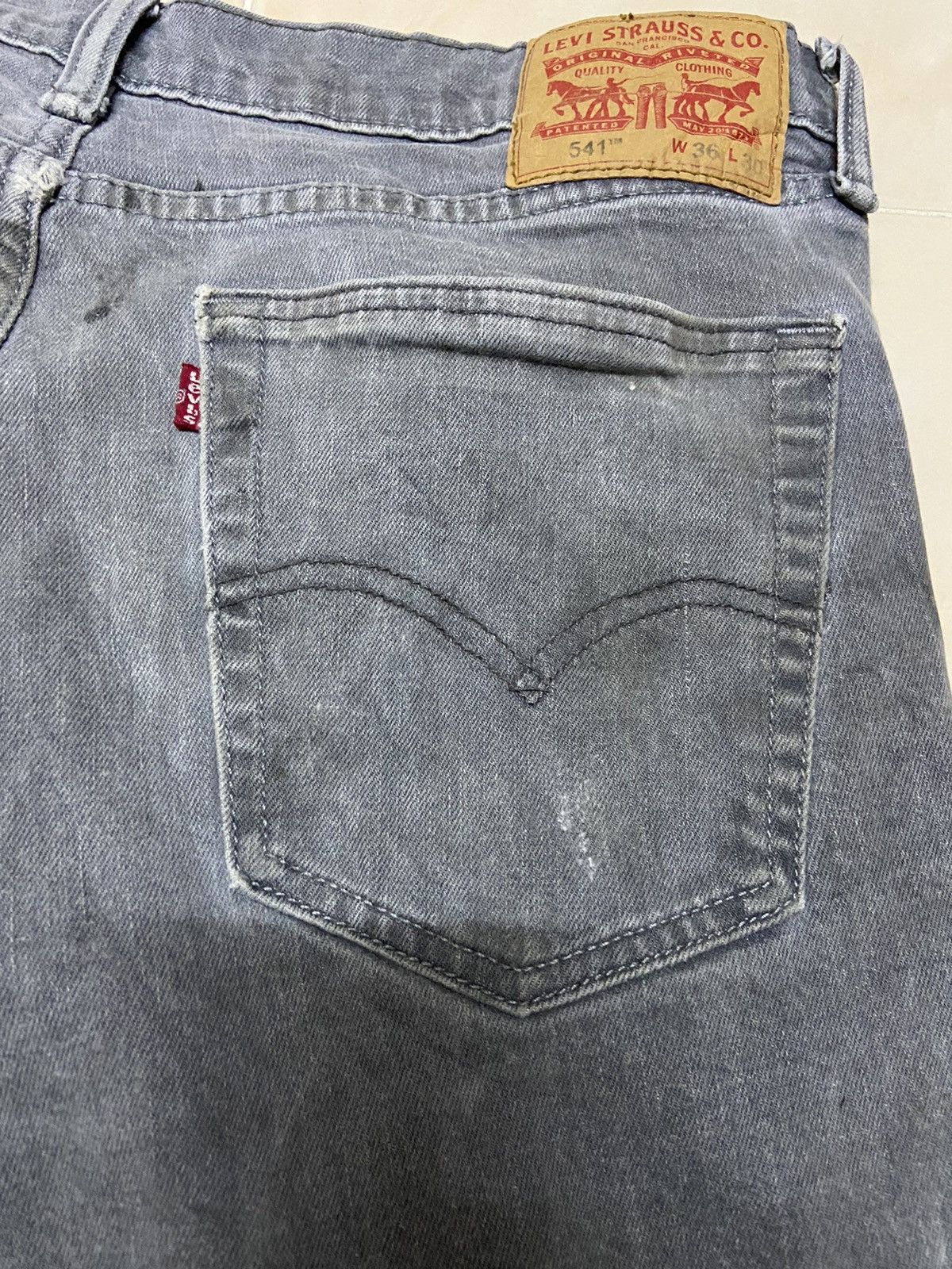 Levi's Vintage 541 Levis Jeans Denim fit W35 straight cut Size US 35 - 5 Thumbnail