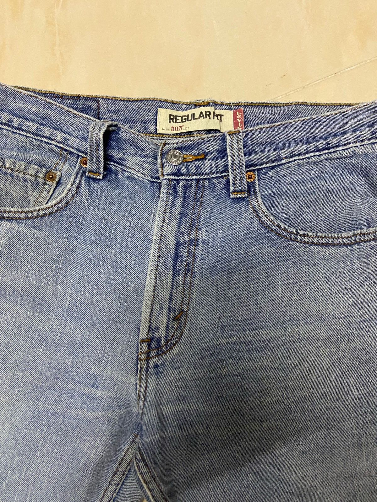 Levi's Vintage 505 Levis Denim Jeans white blue W31 Size US 31 - 2 Thumbnail