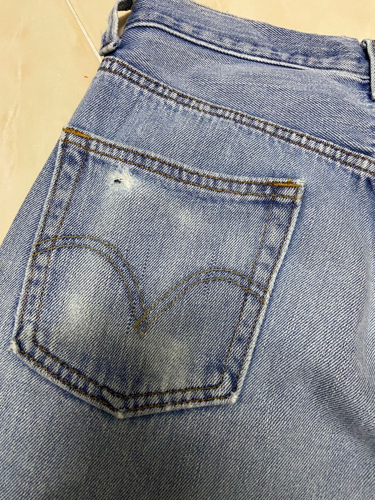 Levi's Vintage 505 Levis Denim Jeans white blue W31 Size US 31 - 7 Thumbnail