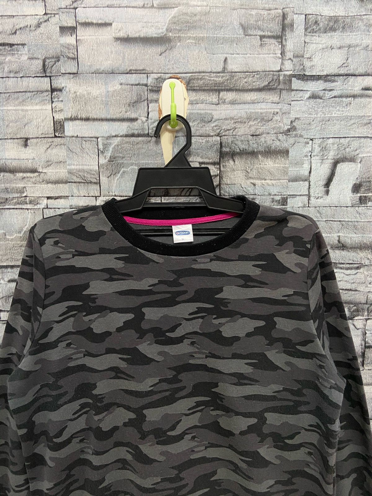 Vintage Vintage Outdoor sweatshirt army camo design size 3L fit L Size US L / EU 52-54 / 3 - 2 Thumbnail