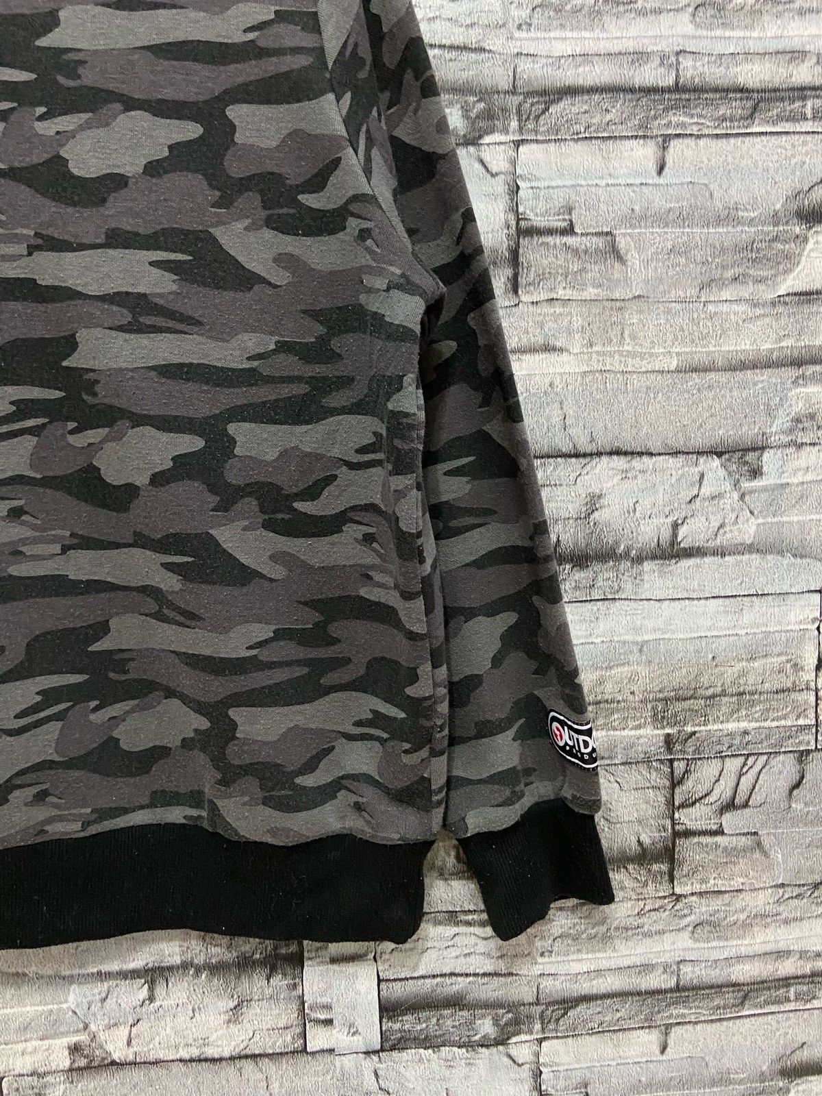 Vintage Vintage Outdoor sweatshirt army camo design size 3L fit L Size US L / EU 52-54 / 3 - 5 Thumbnail