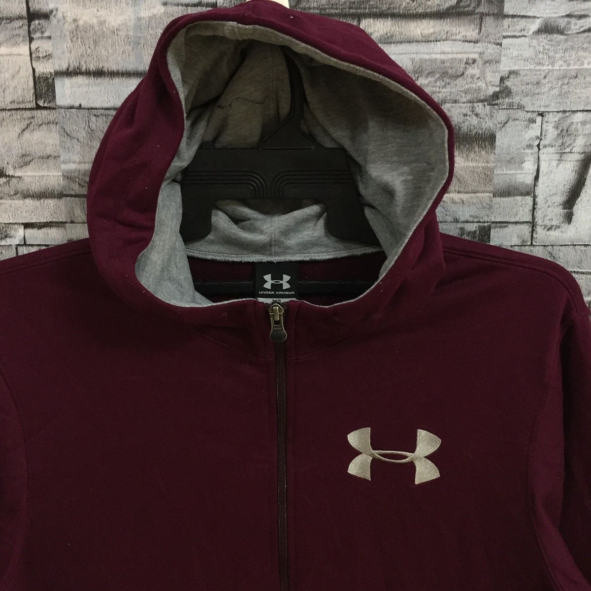 Under Armour UNDER ARMOUR hoodie big logo embroidered Size US M / EU 48-50 / 2 - 3 Thumbnail