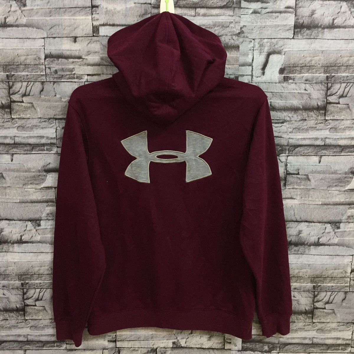 Under Armour UNDER ARMOUR hoodie big logo embroidered Size US M / EU 48-50 / 2 - 1 Thumbnail