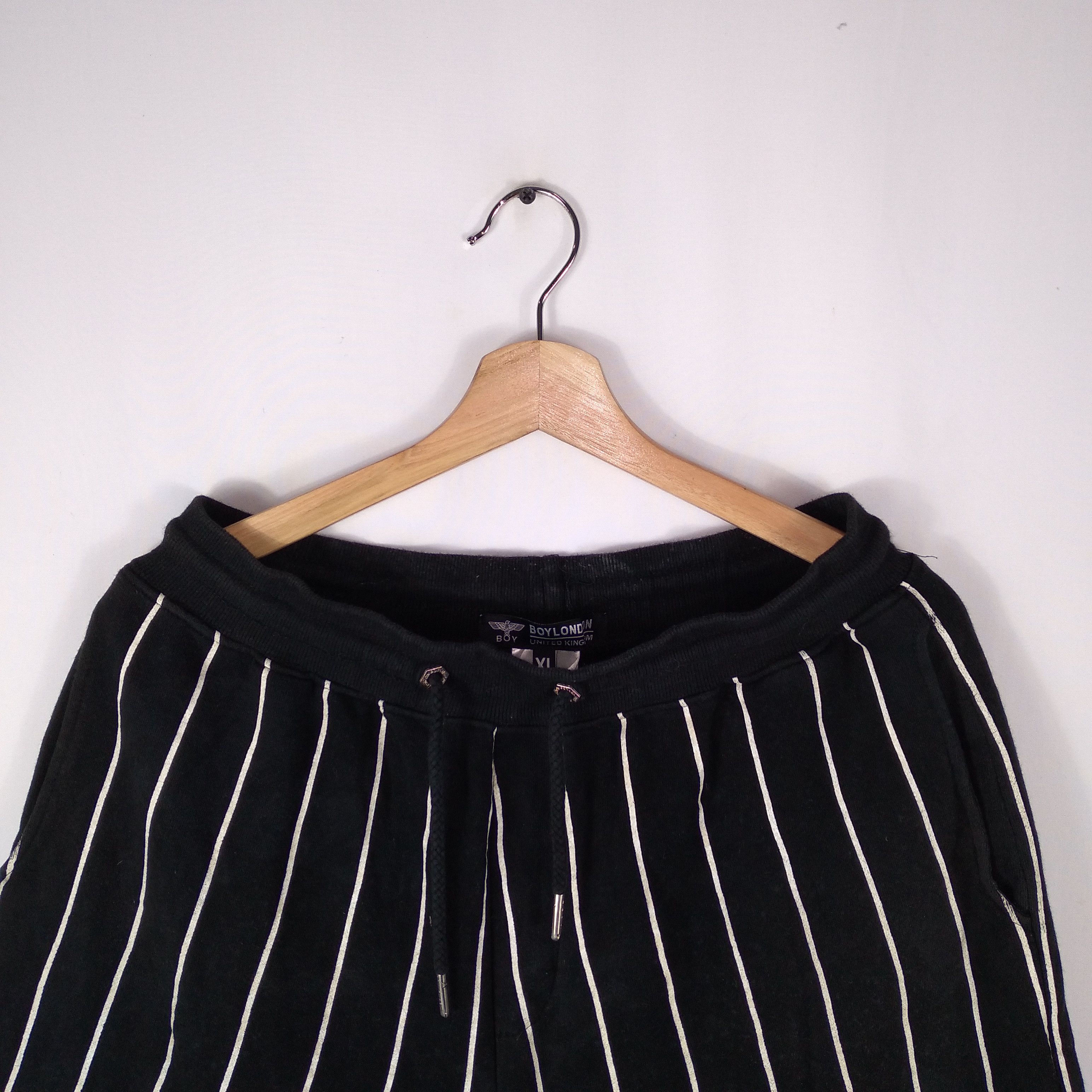 Boy London × Vintage Boy London Leave The Boy Alone OG Logo Stripes Shorts Pants Size US 36 / EU 52 - 2 Thumbnail