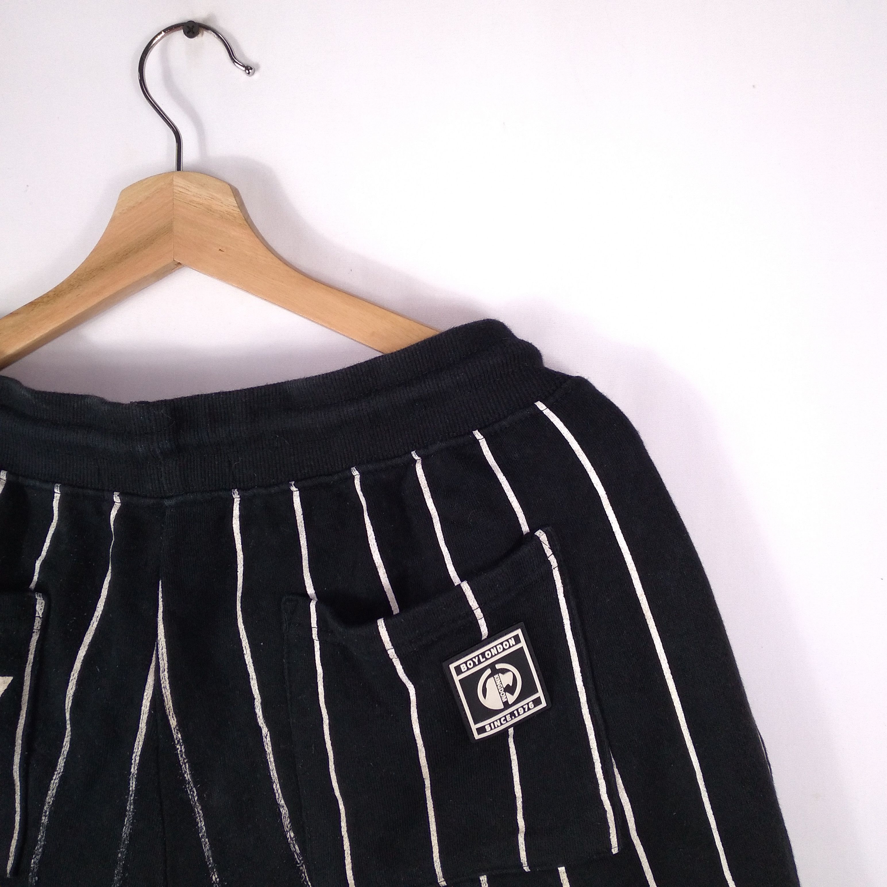 Boy London × Vintage Boy London Leave The Boy Alone OG Logo Stripes Shorts Pants Size US 36 / EU 52 - 12 Thumbnail