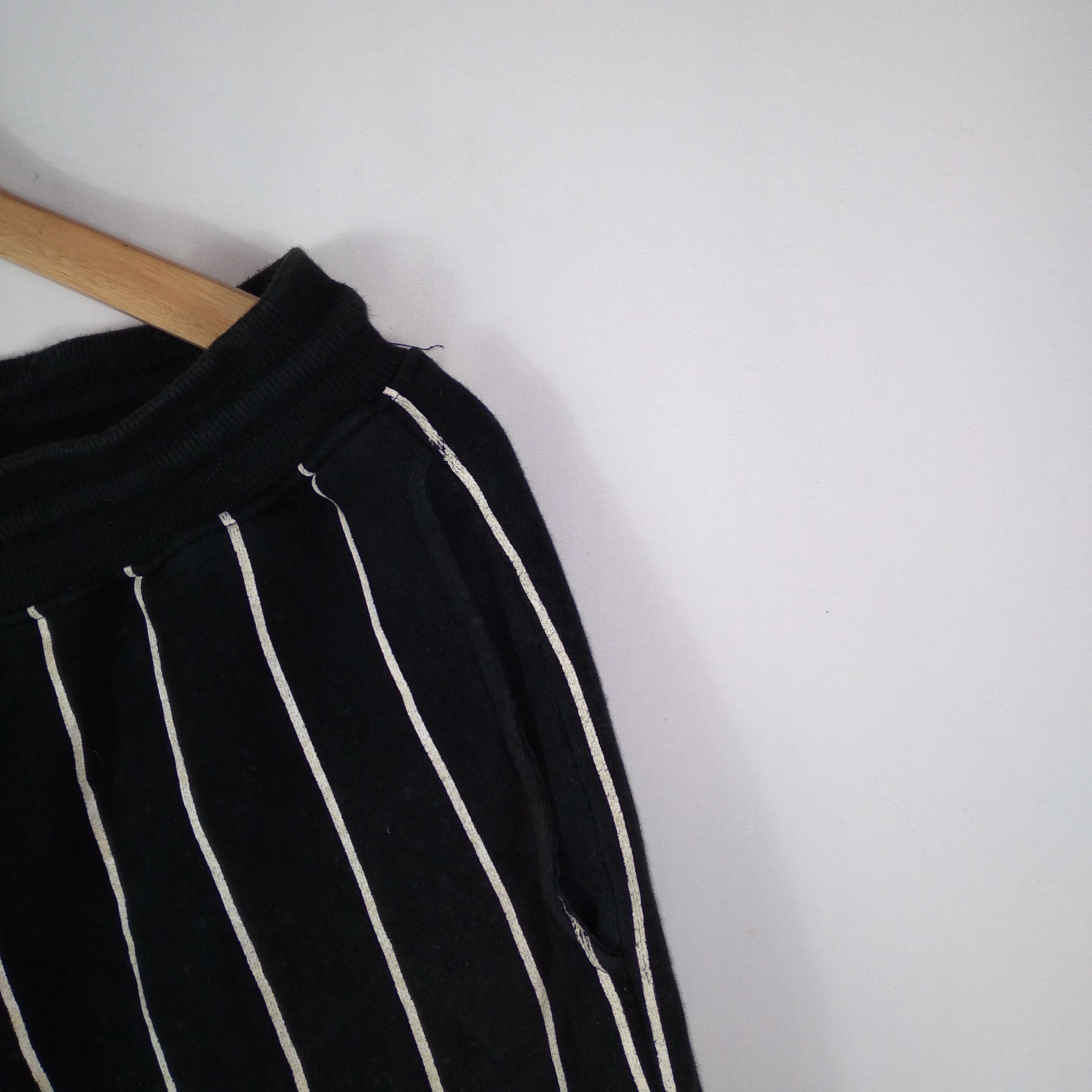 Boy London × Vintage Boy London Leave The Boy Alone OG Logo Stripes Shorts Pants Size US 36 / EU 52 - 7 Thumbnail