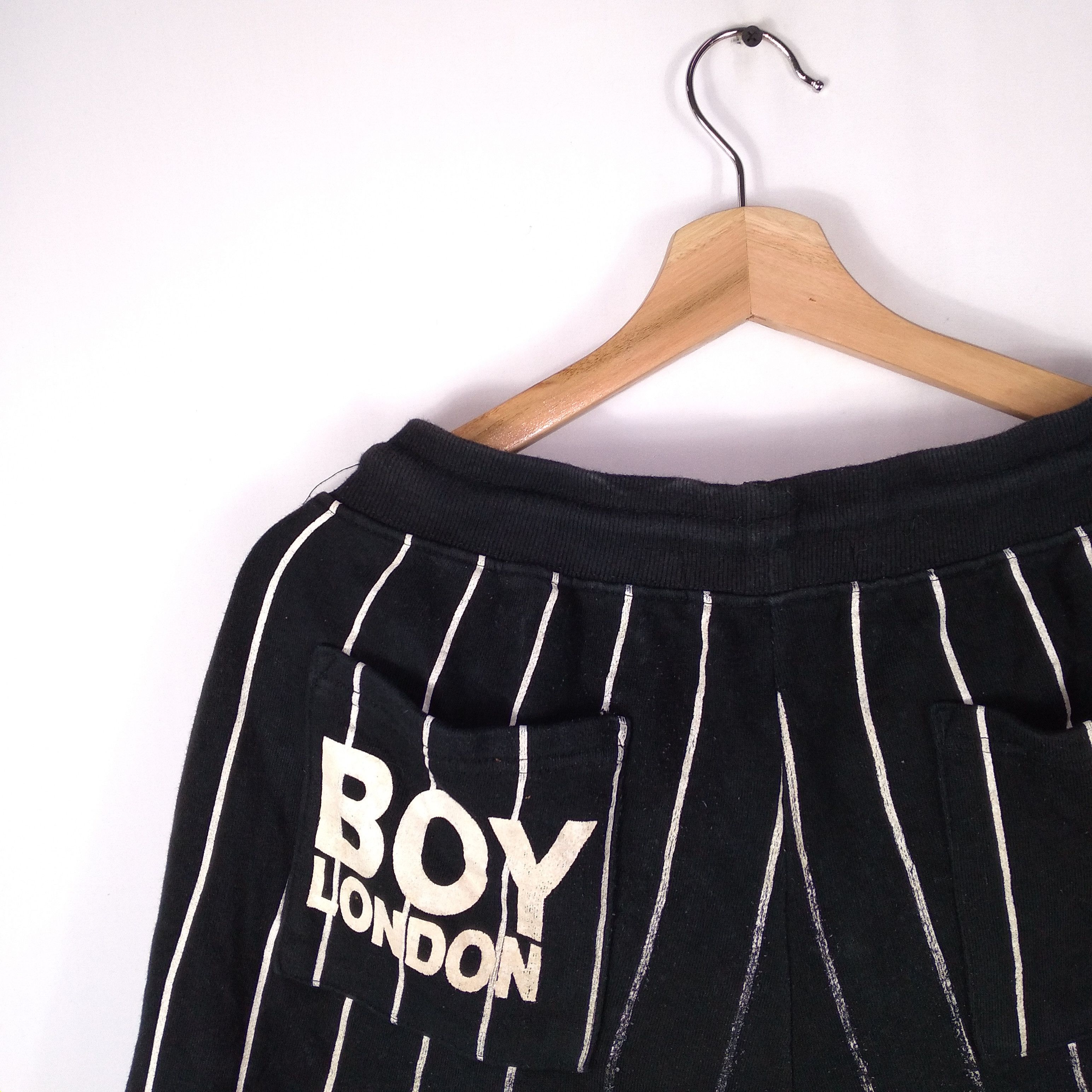 Boy London × Vintage Boy London Leave The Boy Alone OG Logo Stripes Shorts Pants Size US 36 / EU 52 - 11 Thumbnail