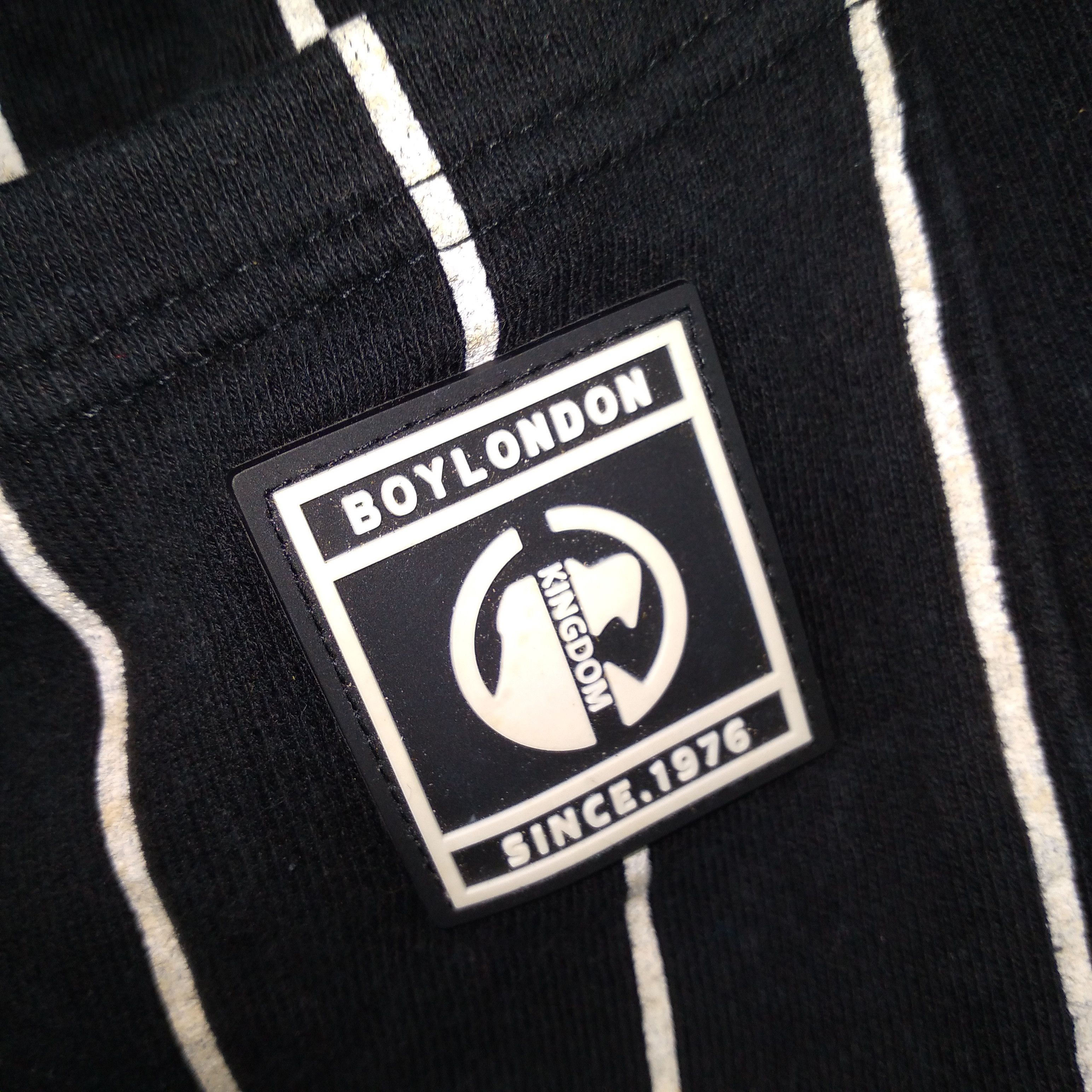 Boy London × Vintage Boy London Leave The Boy Alone OG Logo Stripes Shorts Pants Size US 36 / EU 52 - 13 Thumbnail