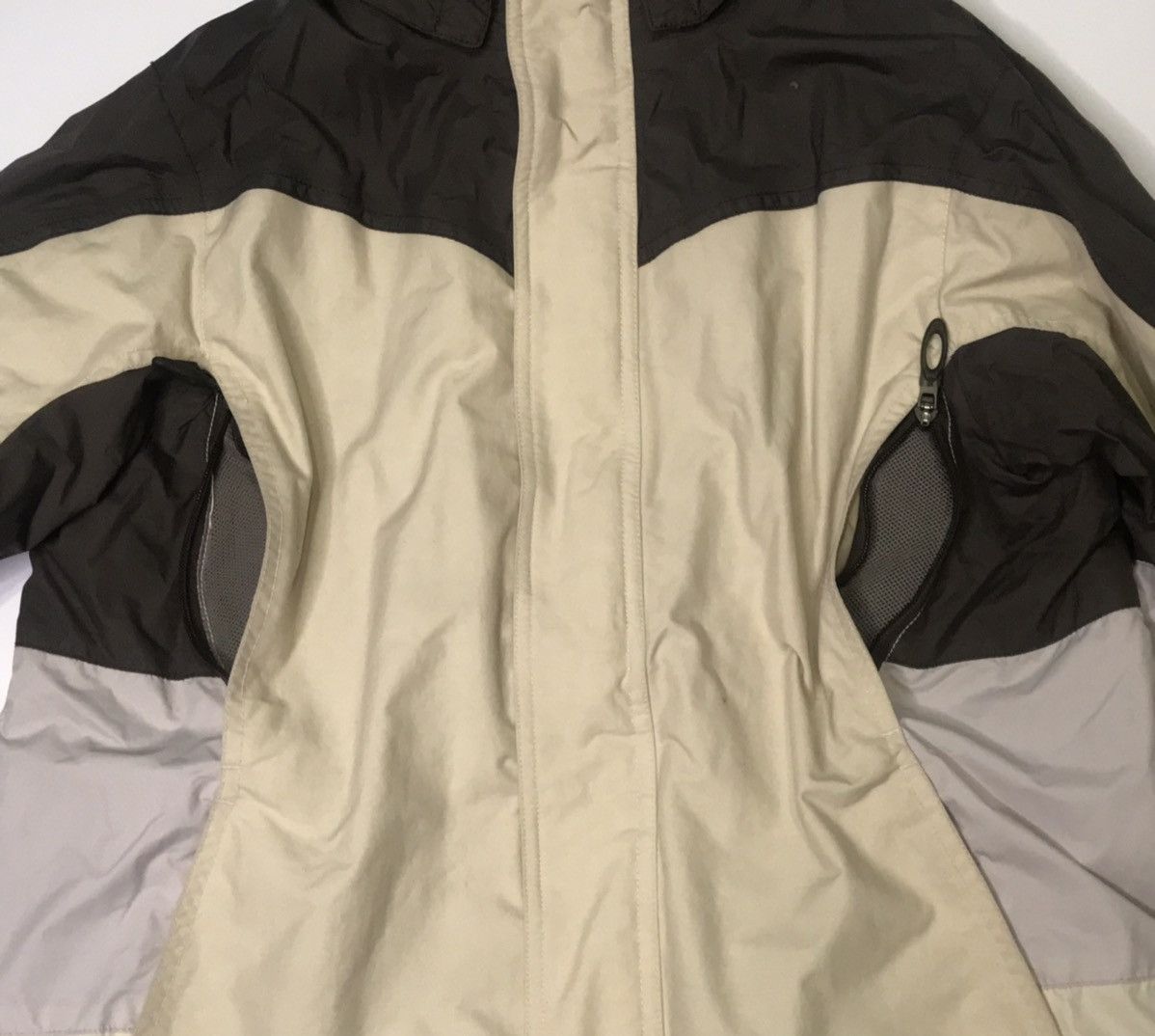 Oakley Oakley Vintage Rain Jacket Gorpcore Size M / US 6-8 / IT 42-44 - 11 Thumbnail