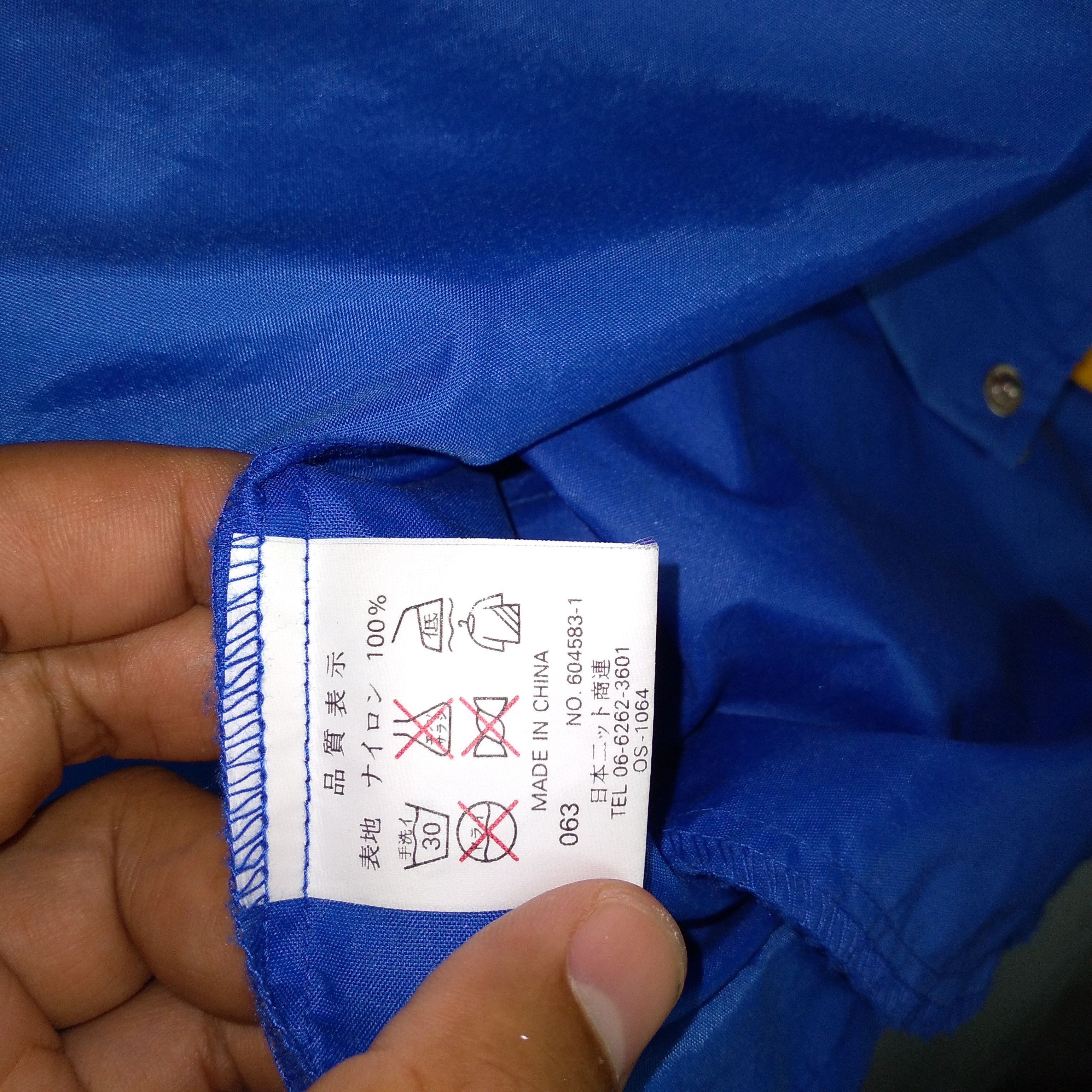 Fila Vintage FILA Windbreaker Raincoats Outdoor Hoodie Jacket Size US XXL / EU 58 / 5 - 13 Thumbnail