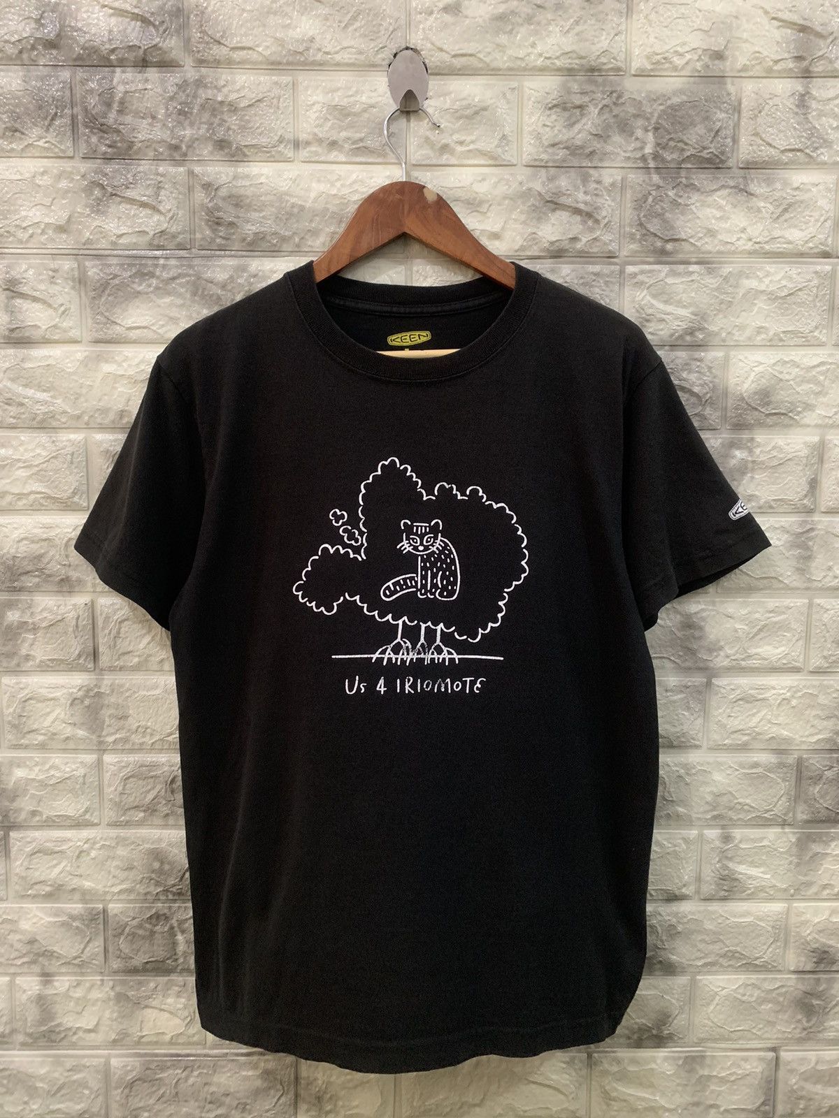 KEEN Vintage Keen “US 4 Iriomote” Black Tee Size US L / EU 52-54 / 3 - 1 Thumbnail