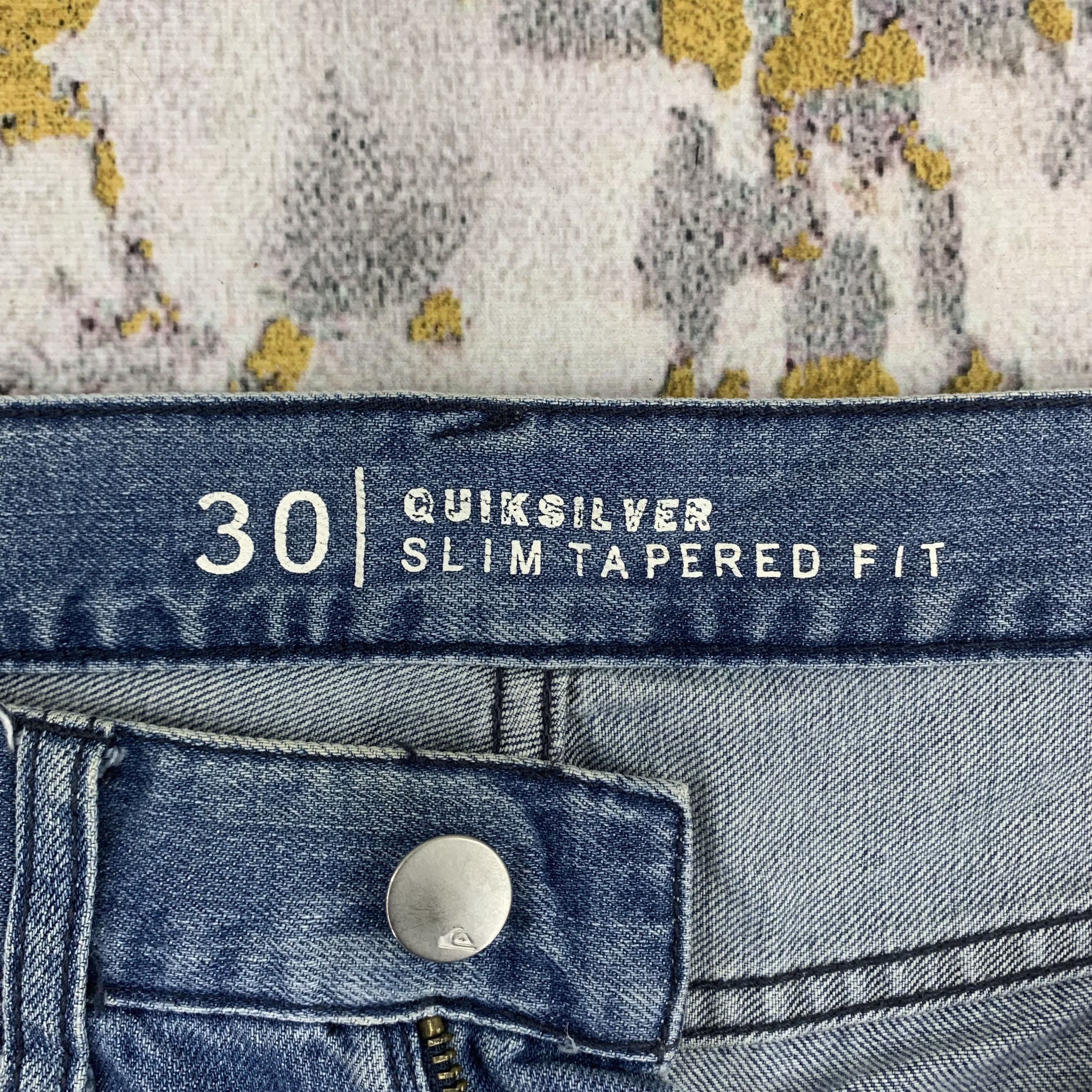 Quiksilver Quiksilver Blue Wash Mid Rise Jeans Slim Tapered Fit Size US 30 / EU 46 - 4 Thumbnail