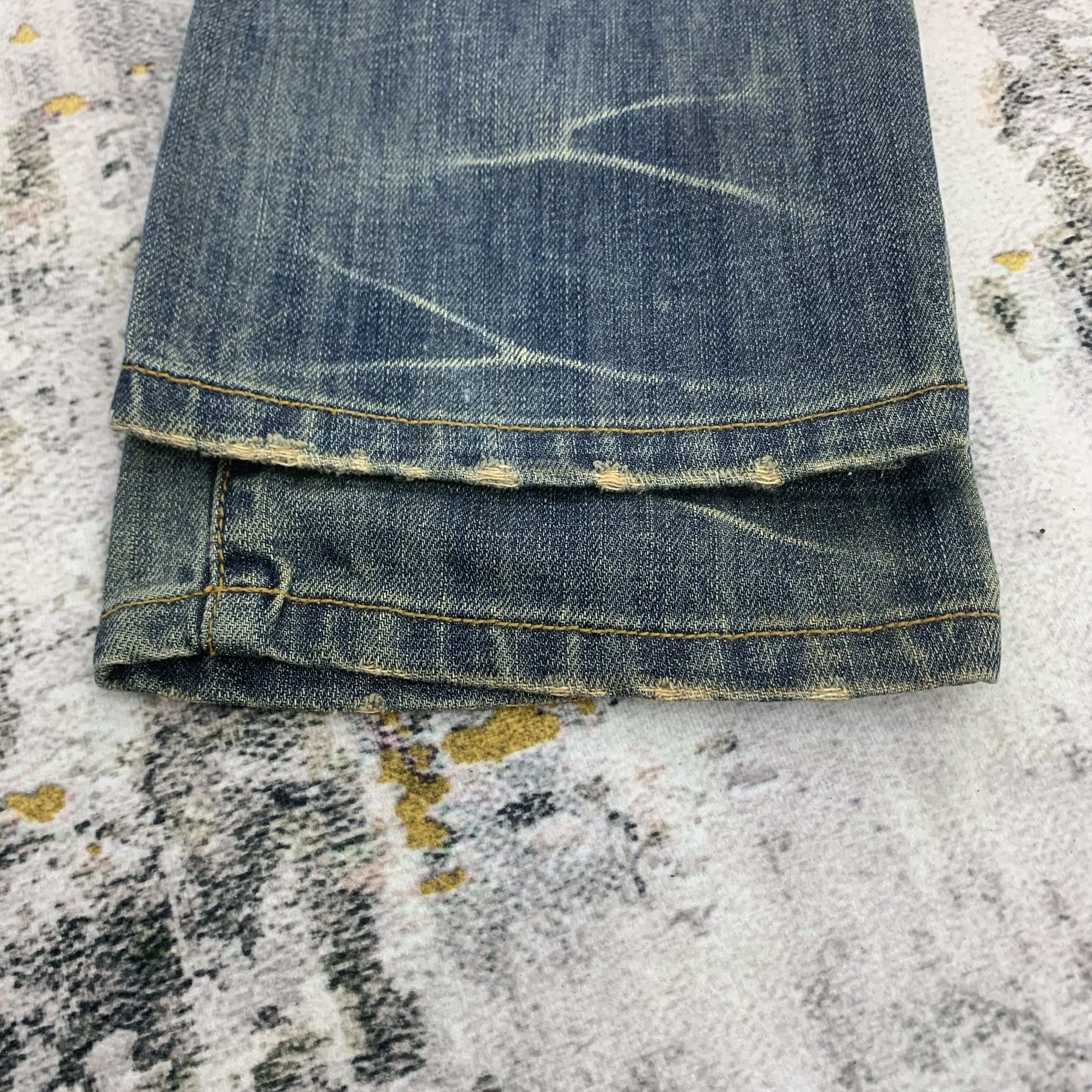 Vintage Buzzspunky Stonewashed Ripped Jeans Patchwork Fur Waist Size US 28 / EU 44 - 7 Thumbnail