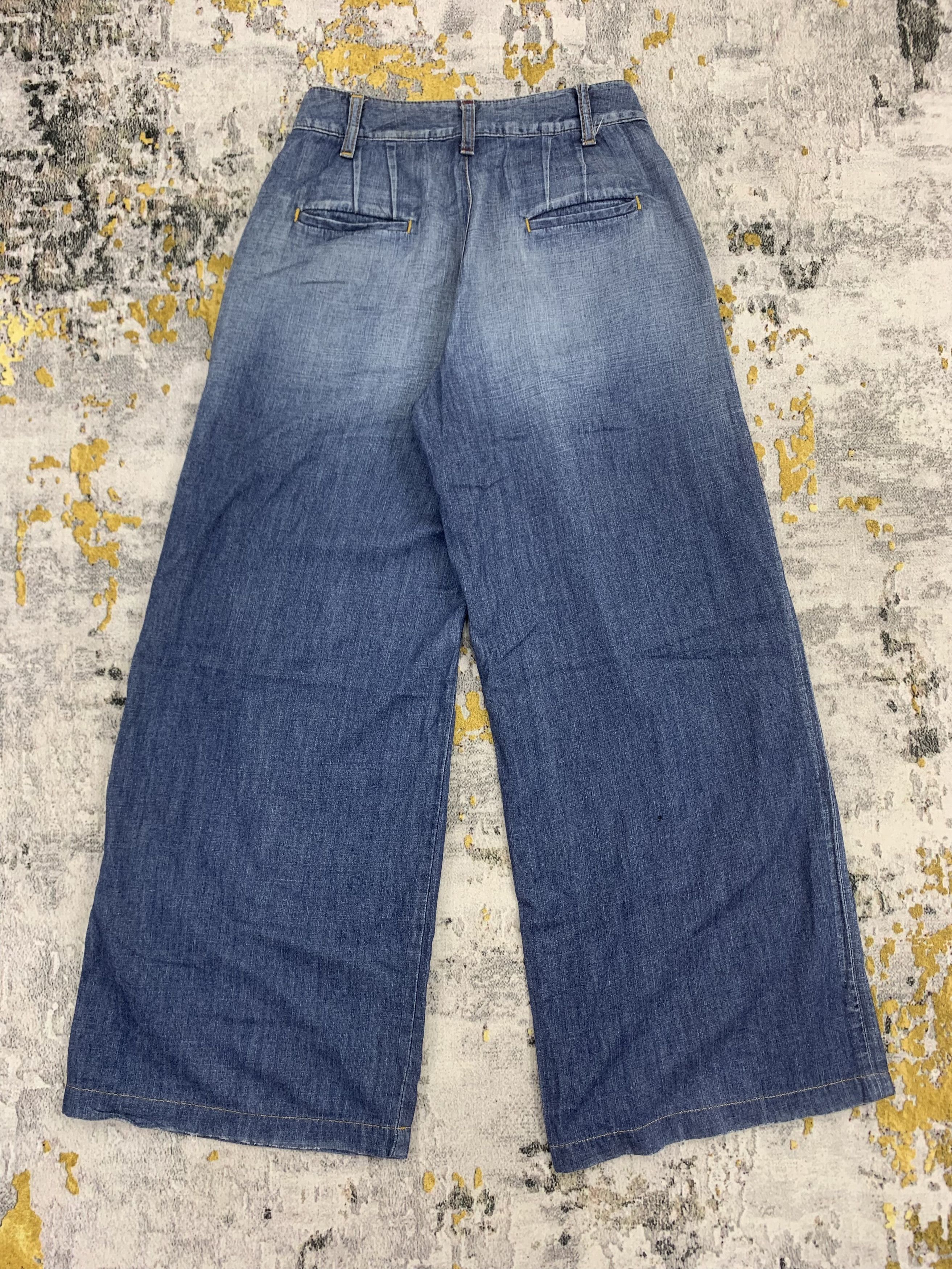 Vintage Tiny Waist Jeans Blue Washed Baggy Jeans size 22 Size US 26 / EU 42 - 5 Thumbnail