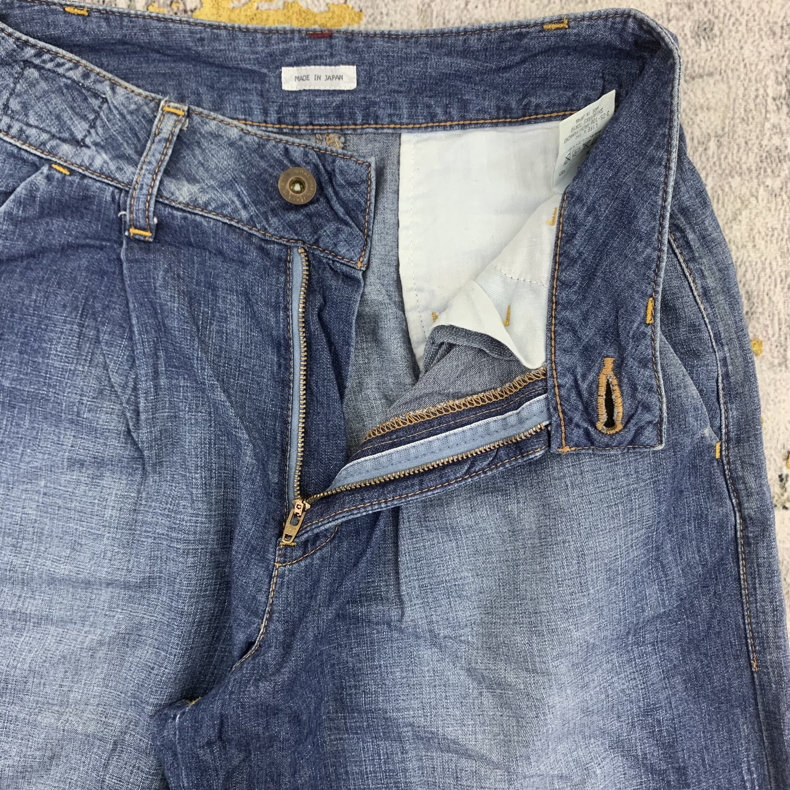 Vintage Tiny Waist Jeans Blue Washed Baggy Jeans size 22 Size US 26 / EU 42 - 3 Thumbnail